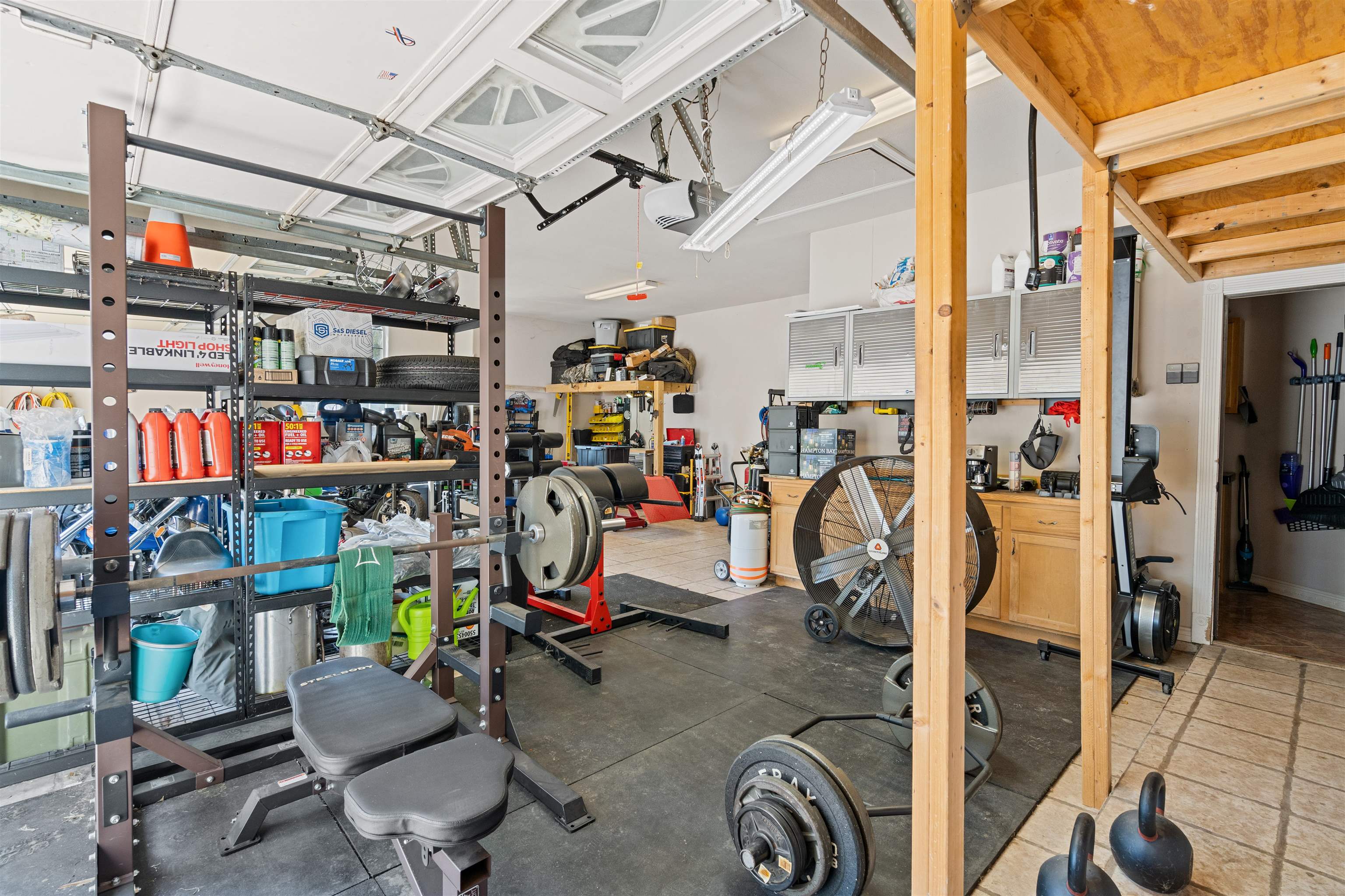 Image 40 of 47 For 111 Rincon