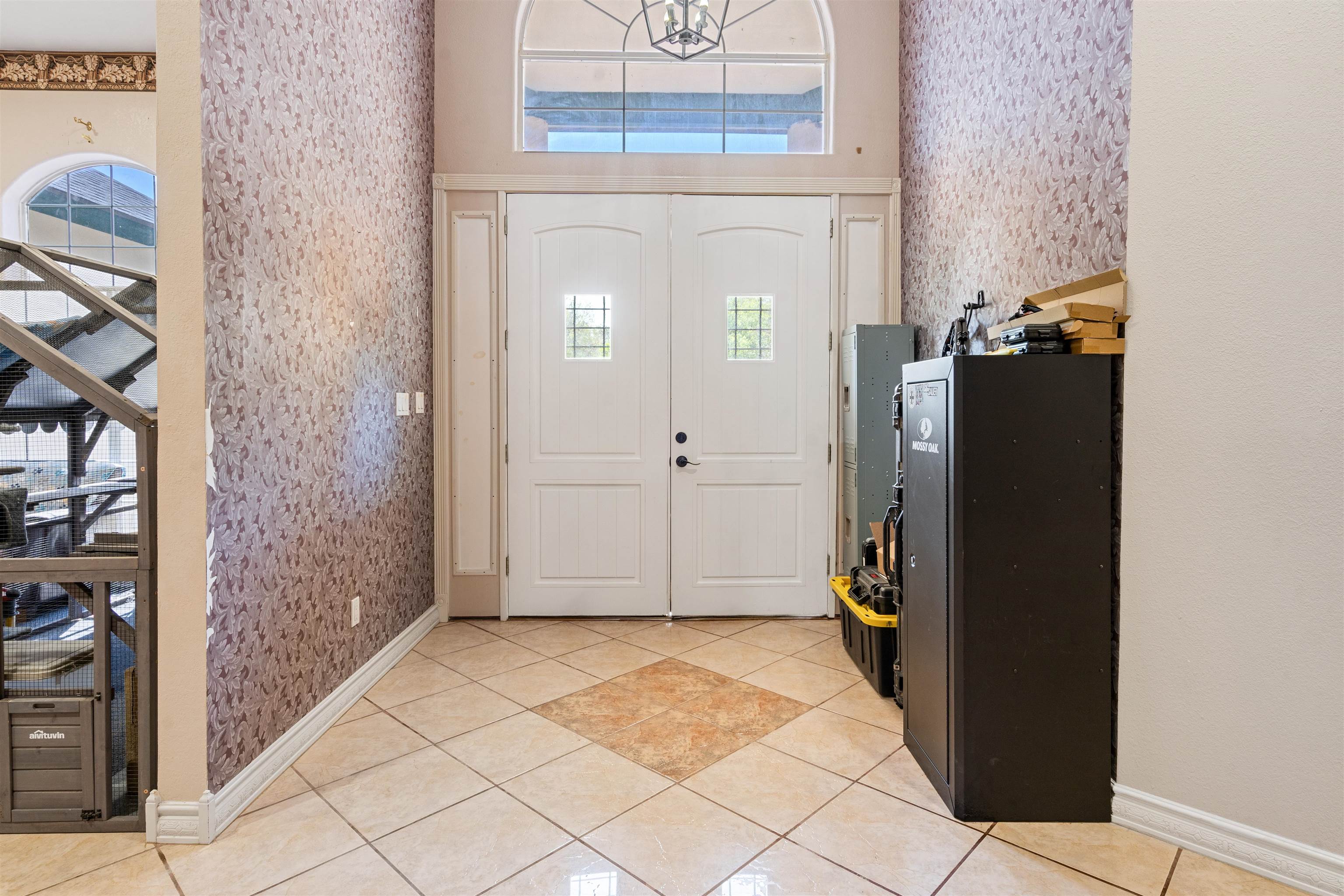 Image 6 of 47 For 111 Rincon