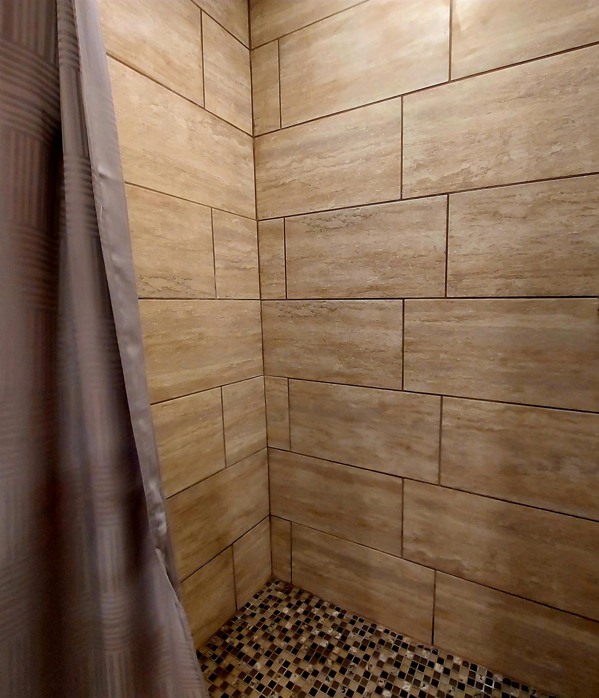 Image 15 of 50 For 95 Alamo  