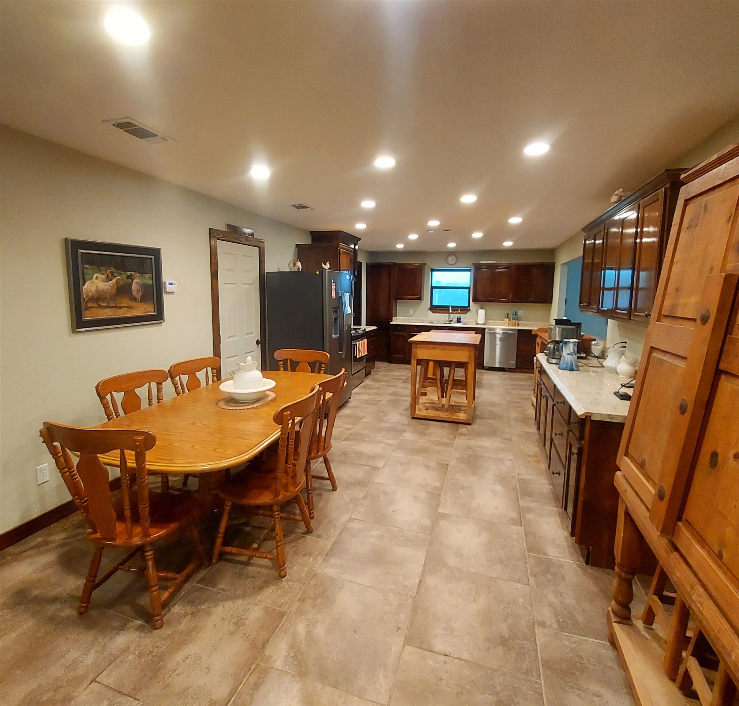 Image 25 of 50 For 95 Alamo  