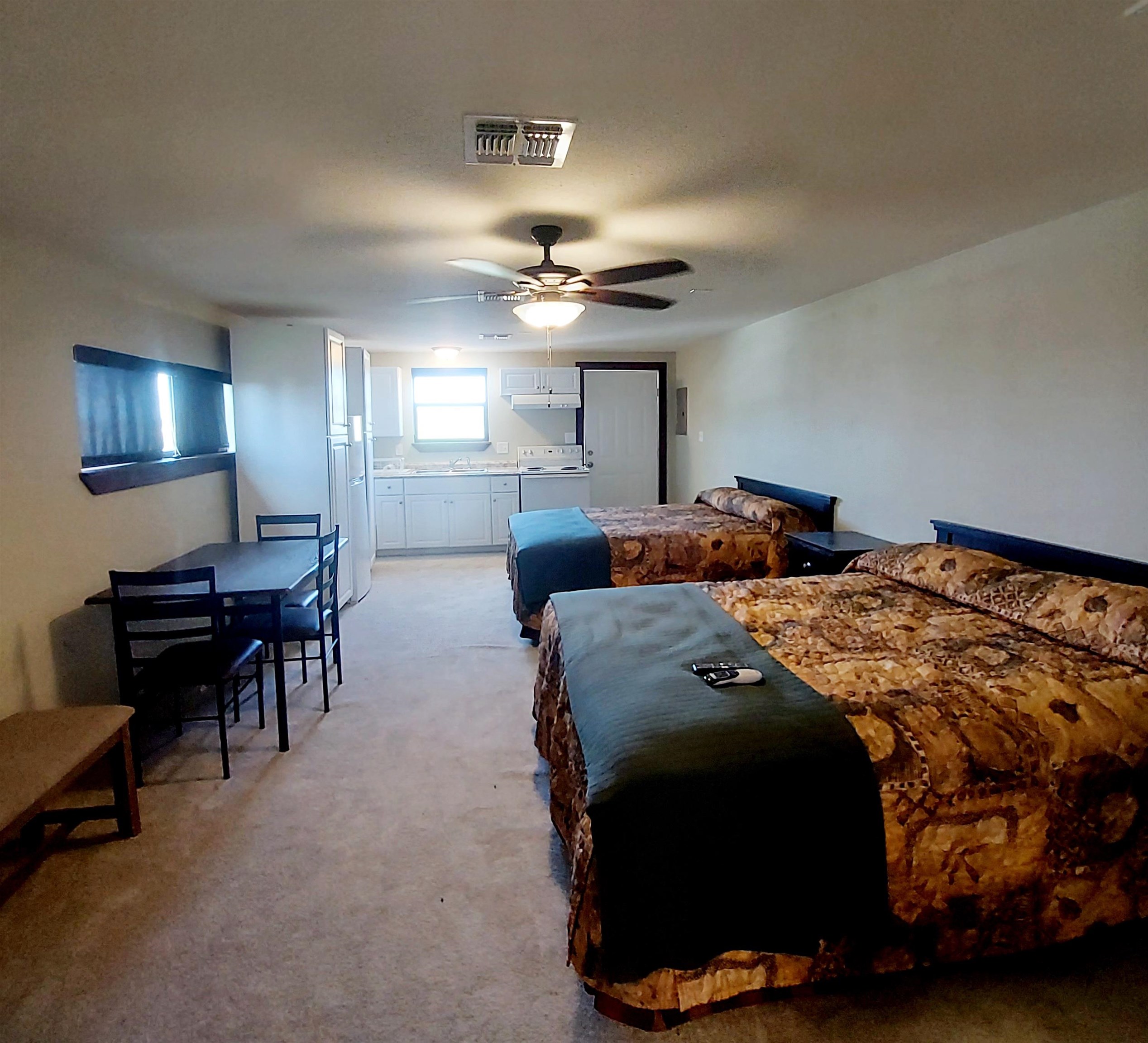 Image 37 of 50 For 95 Alamo  