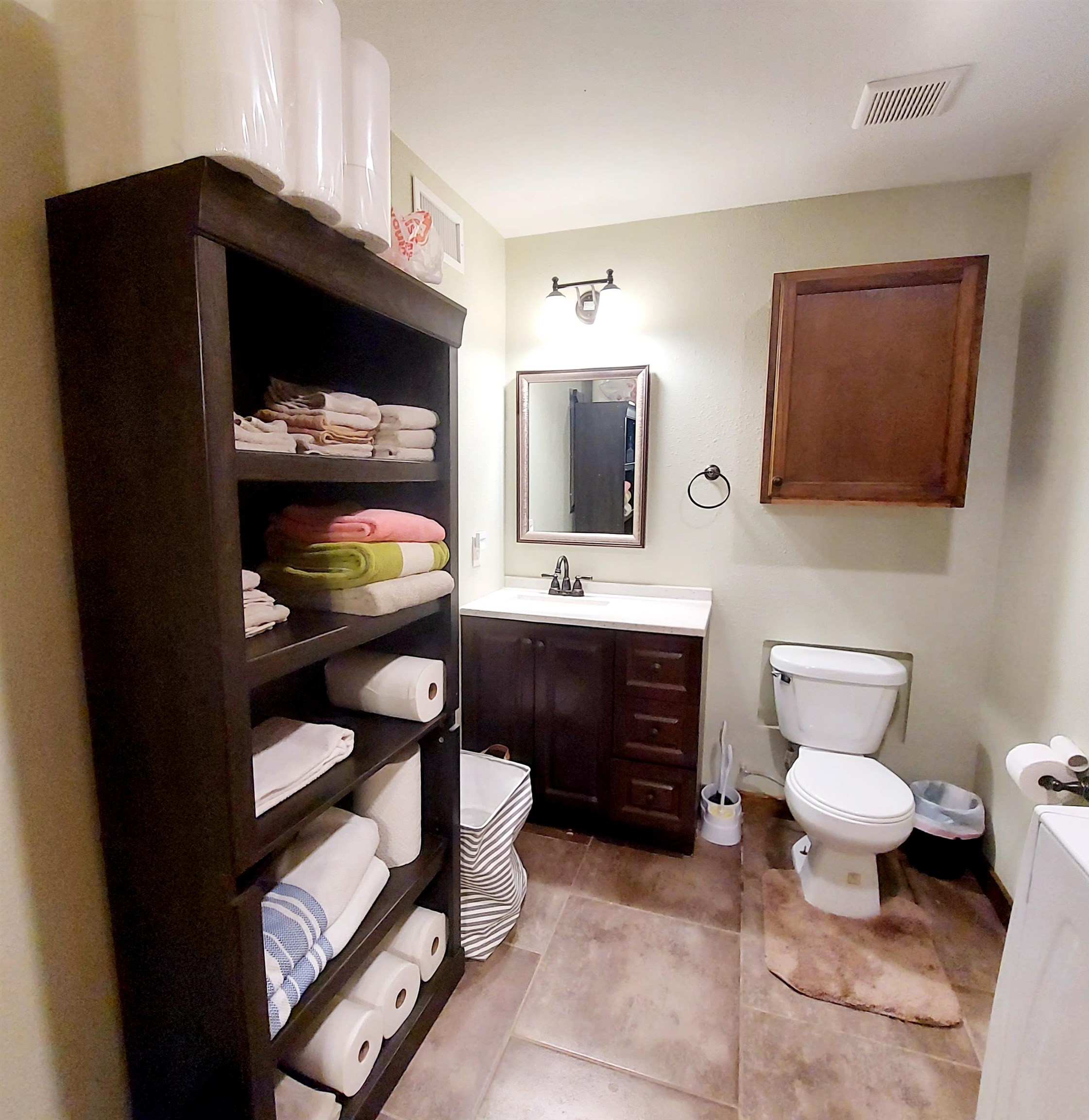 Image 47 of 50 For 95 Alamo  