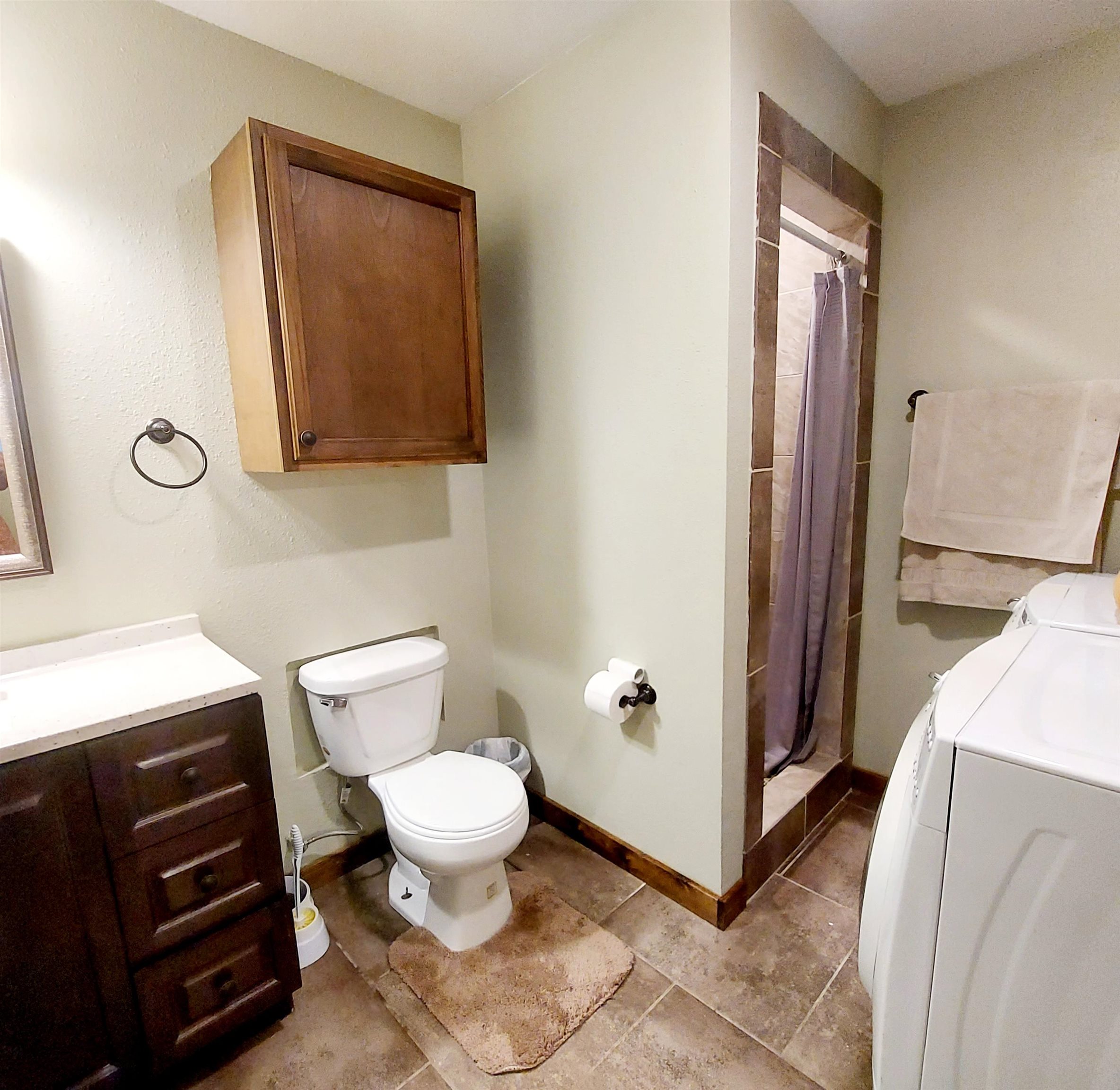 Image 49 of 50 For 95 Alamo  