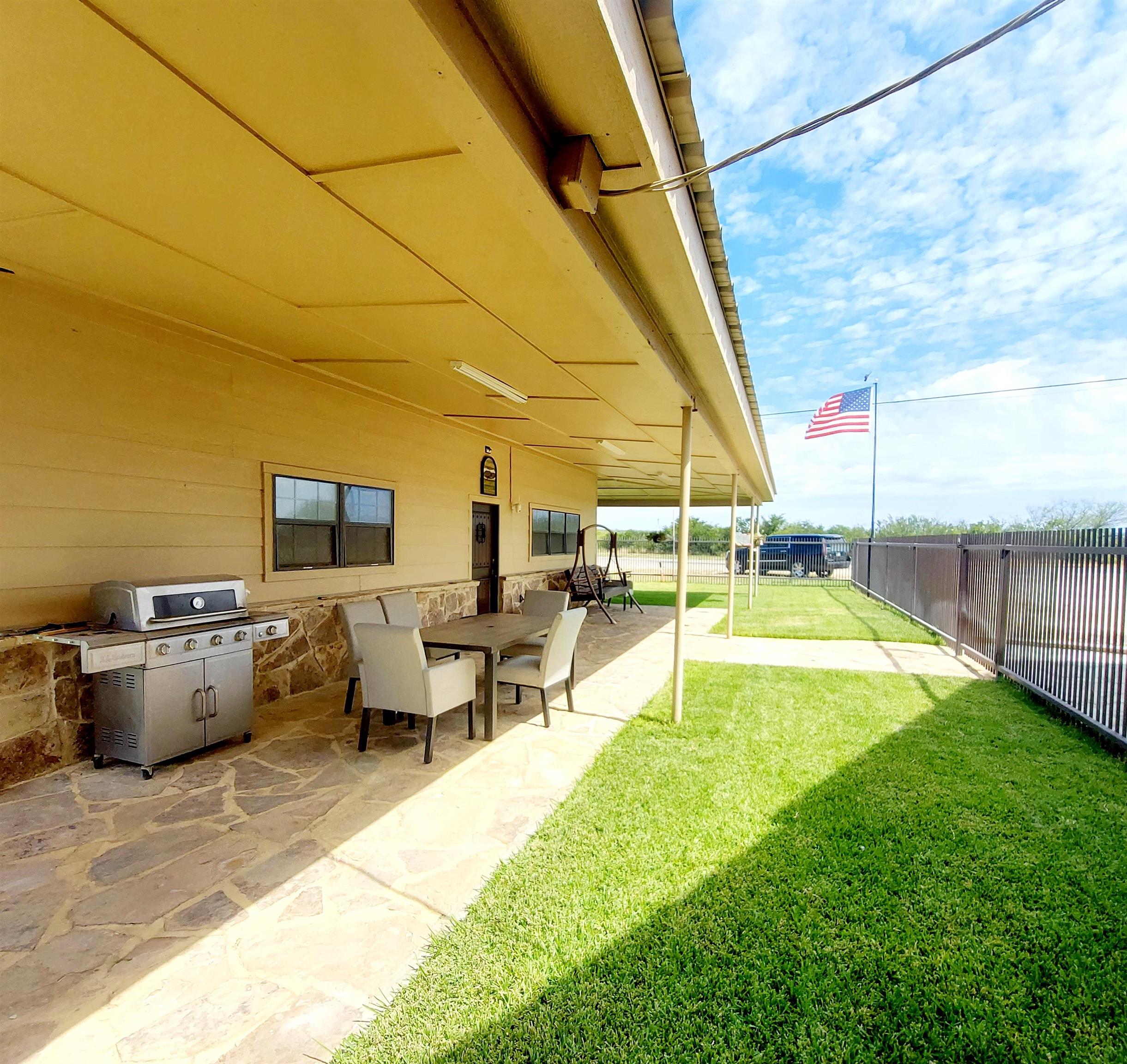 Image 7 of 50 For 95 Alamo  