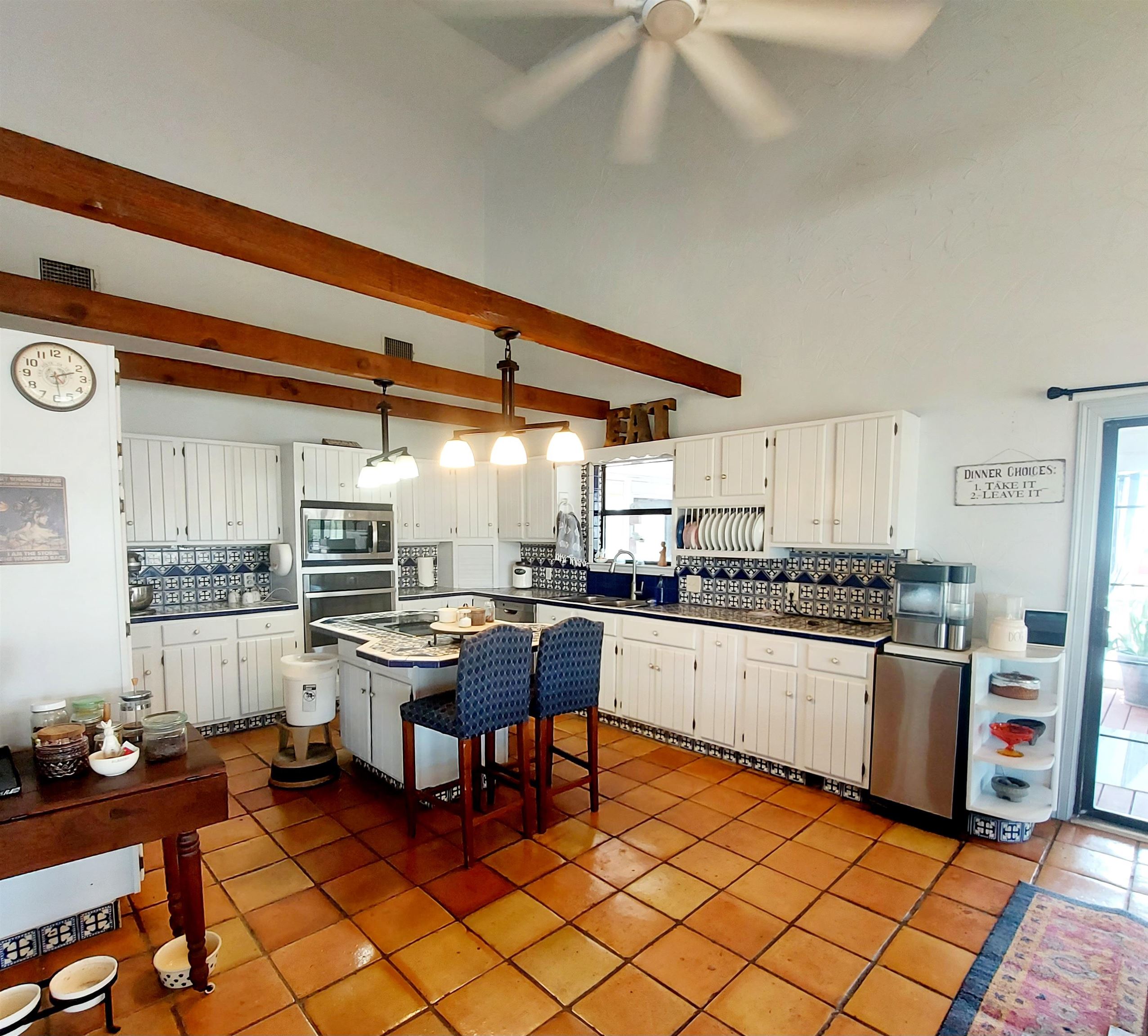 Image 13 of 50 For 585 Palomino