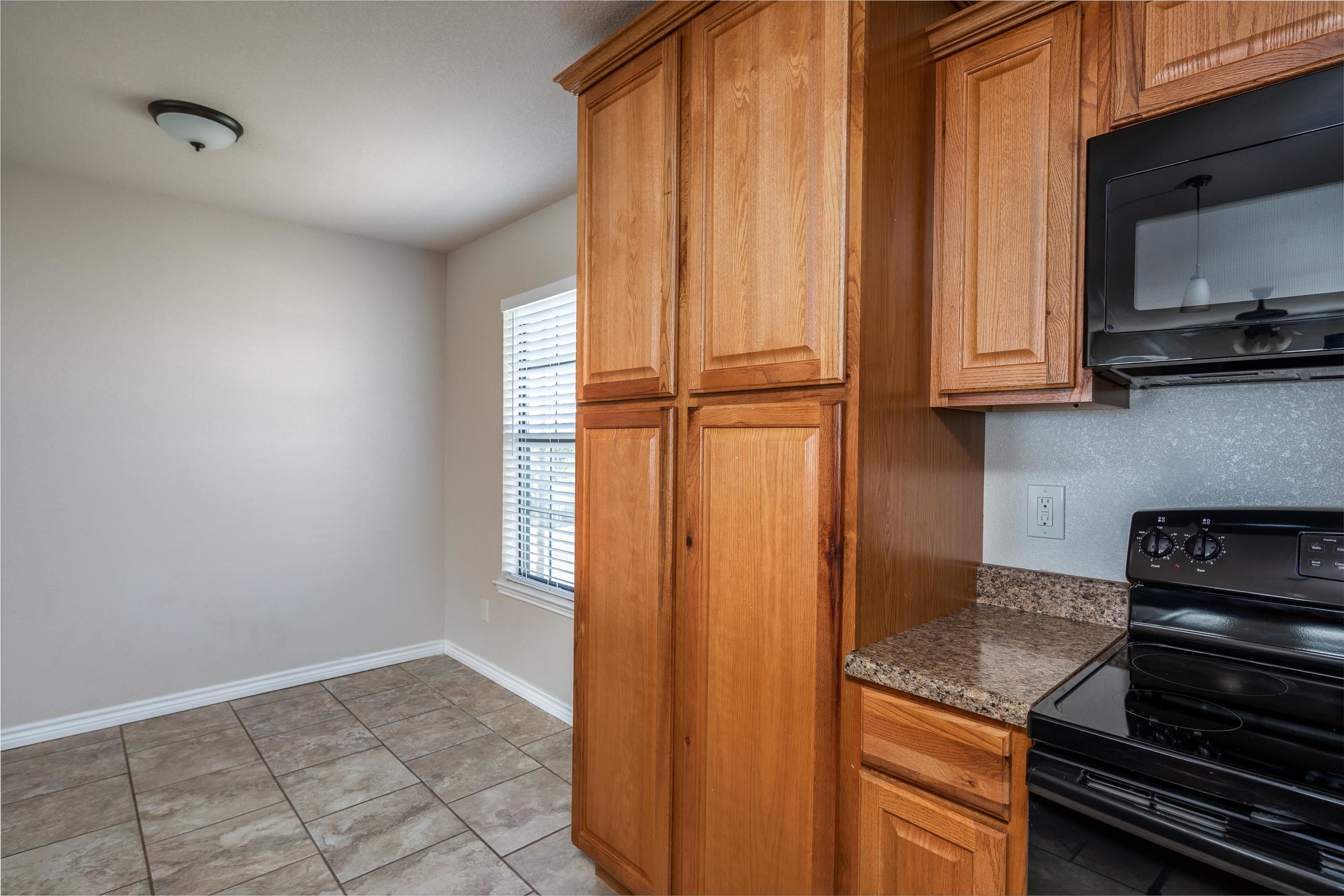 Image 7 of 13 For 1305 Kings