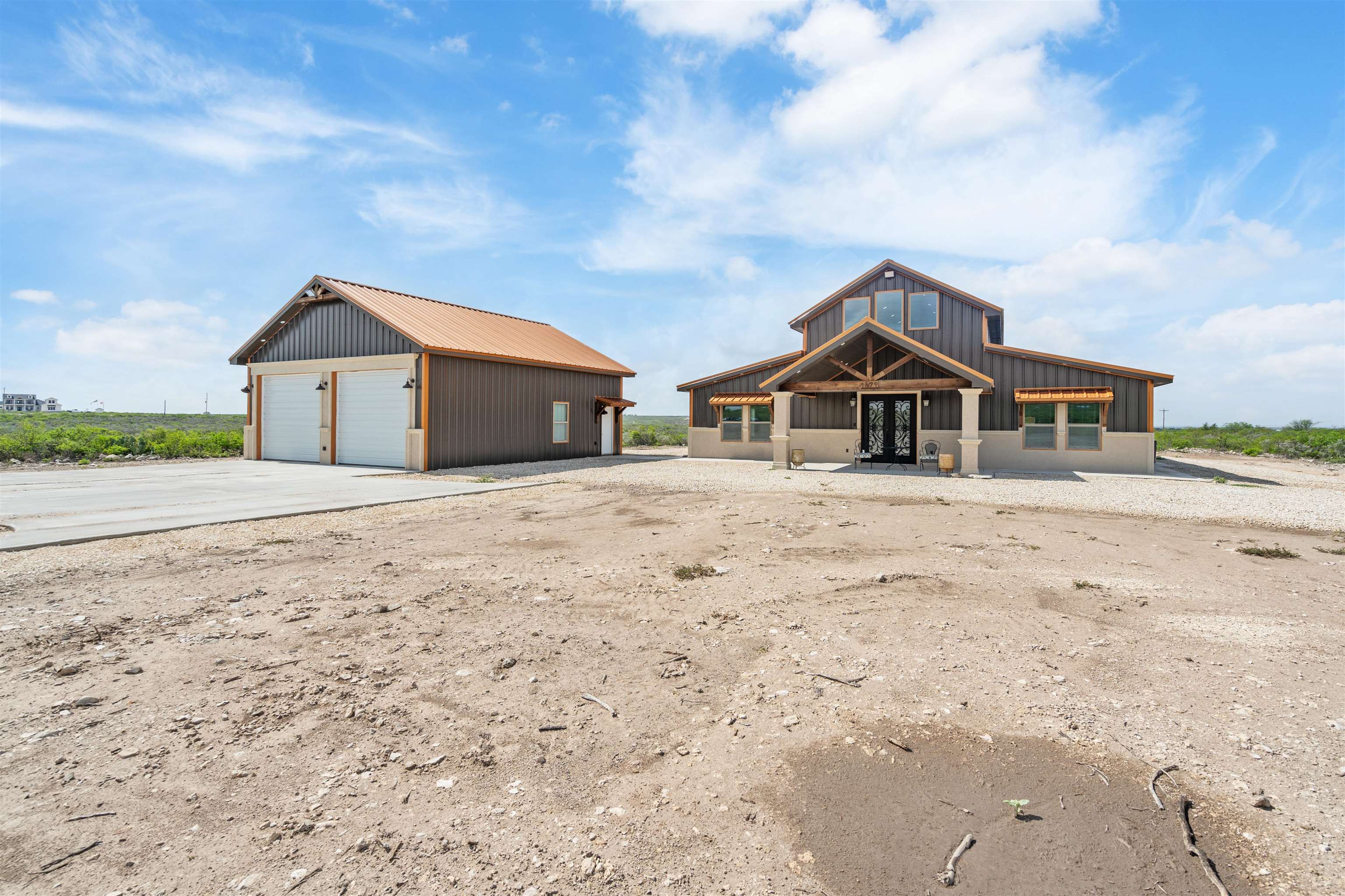 Image 2 of 50 For 1679 Kelley Ranch Road