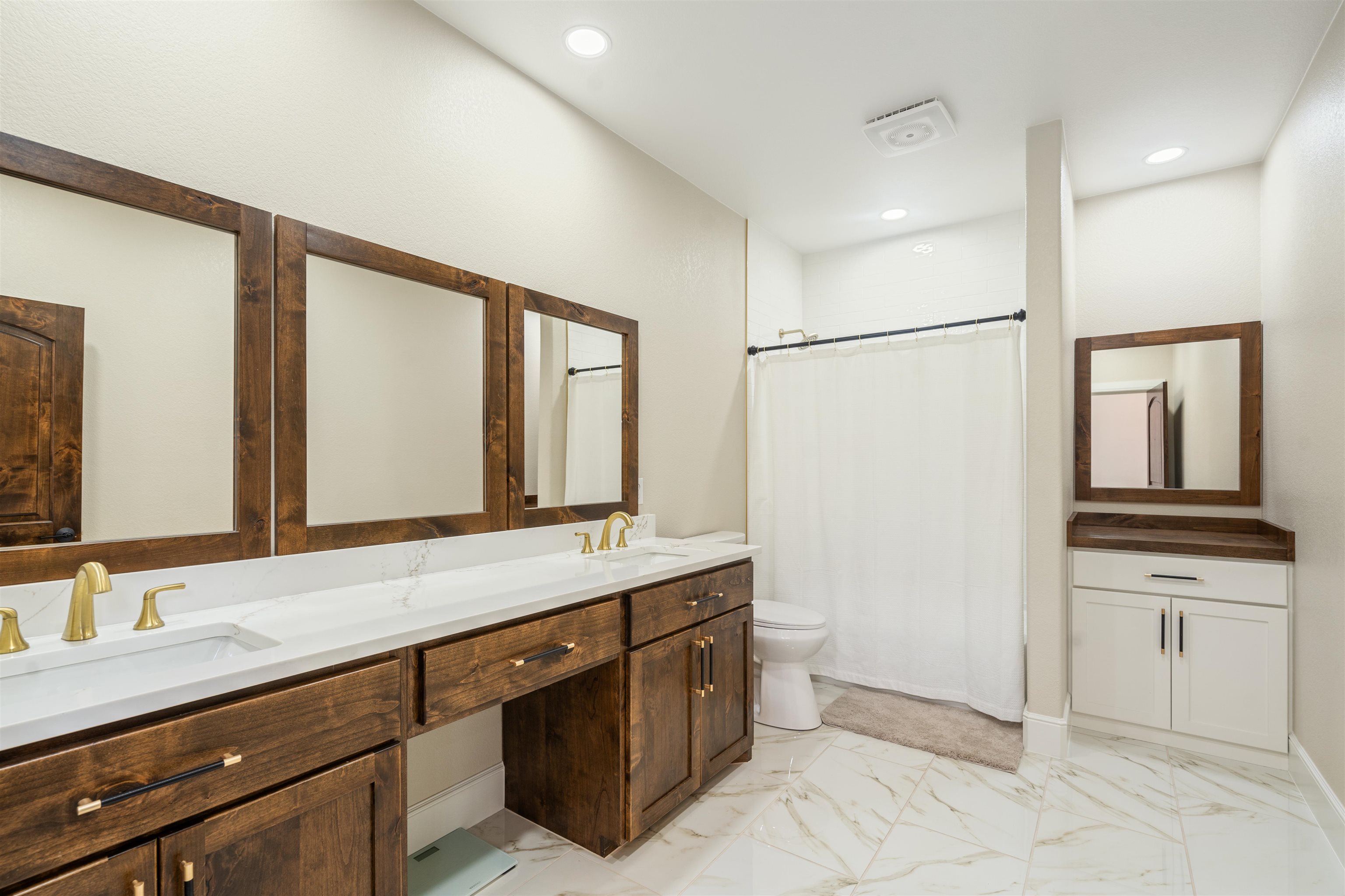 Image 36 of 50 For 1679 Kelley Ranch Road