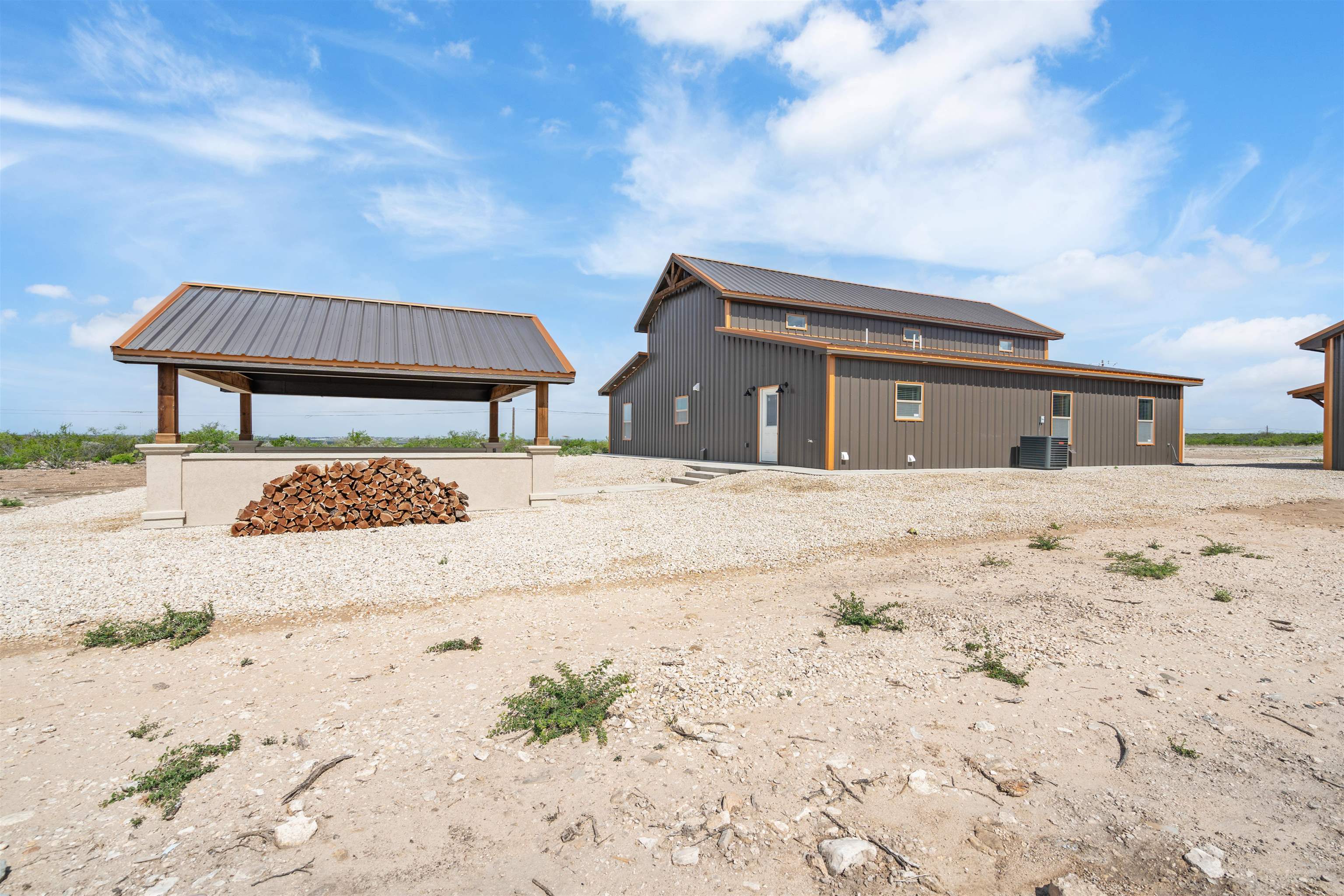 Image 8 of 50 For 1679 Kelley Ranch Road