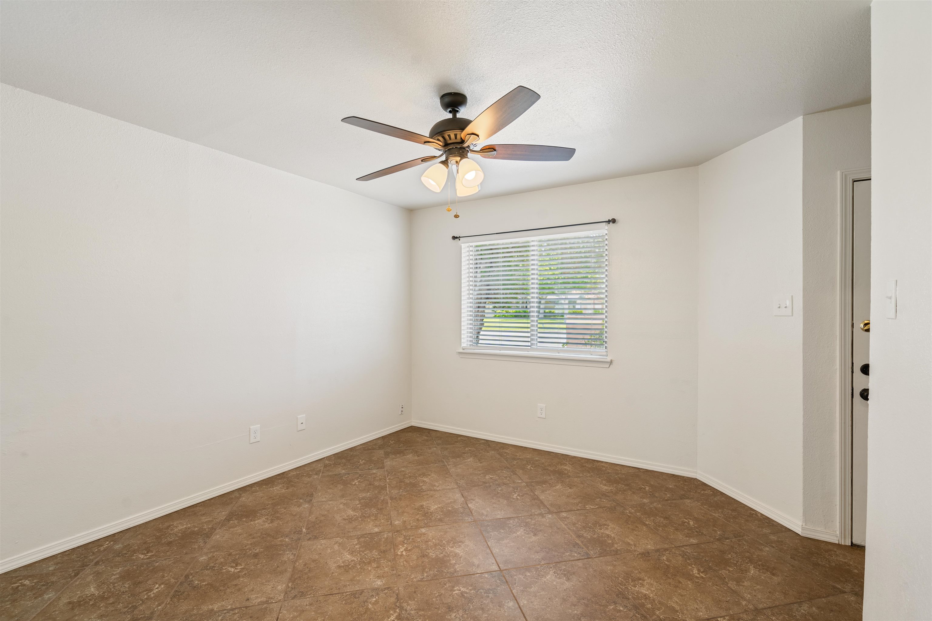 Image 12 of 23 For 111 A Rhonda Drive