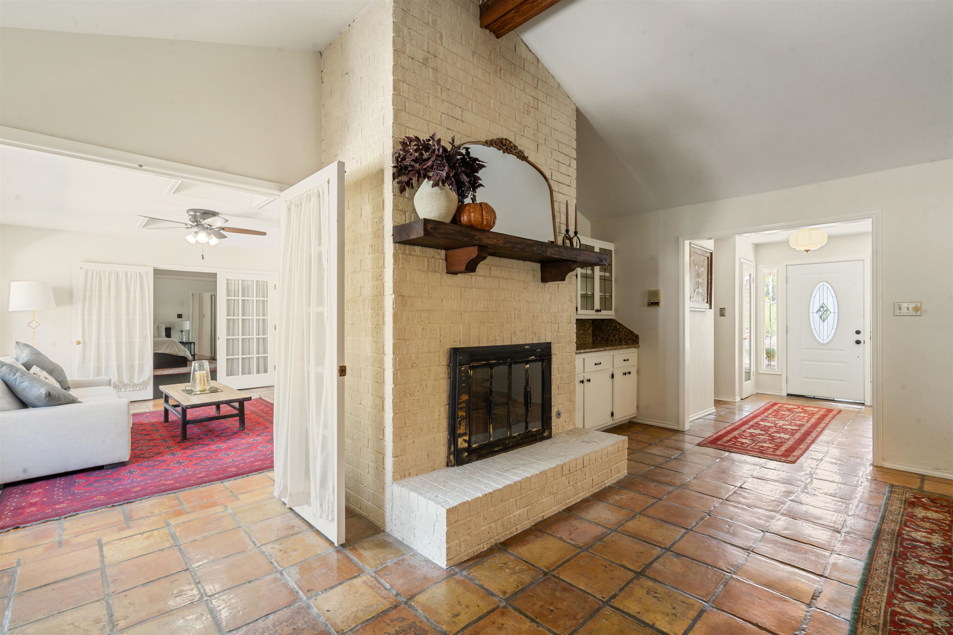 Image 14 of 50 For 106 Angela  