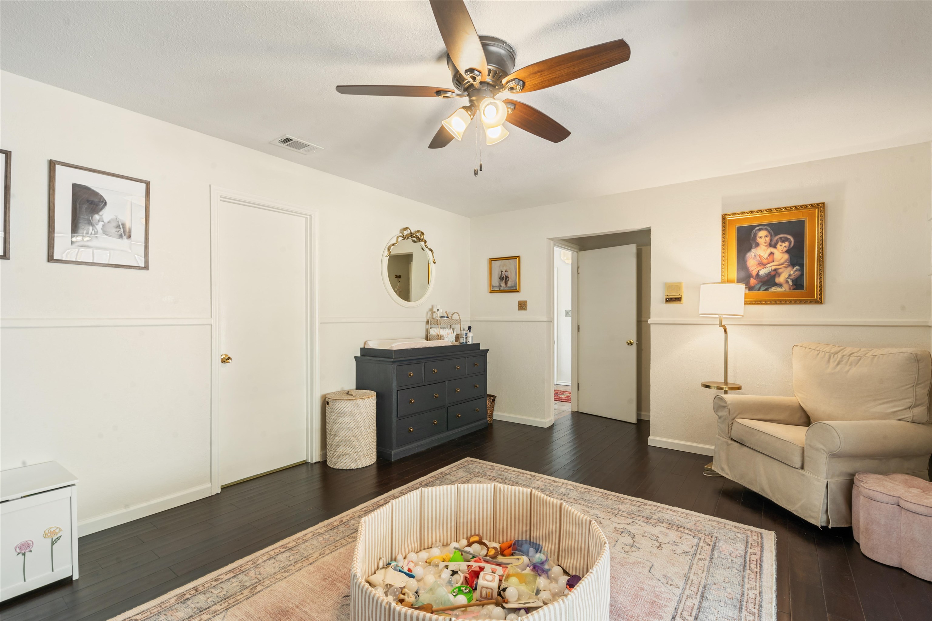 Image 24 of 50 For 106 Angela  