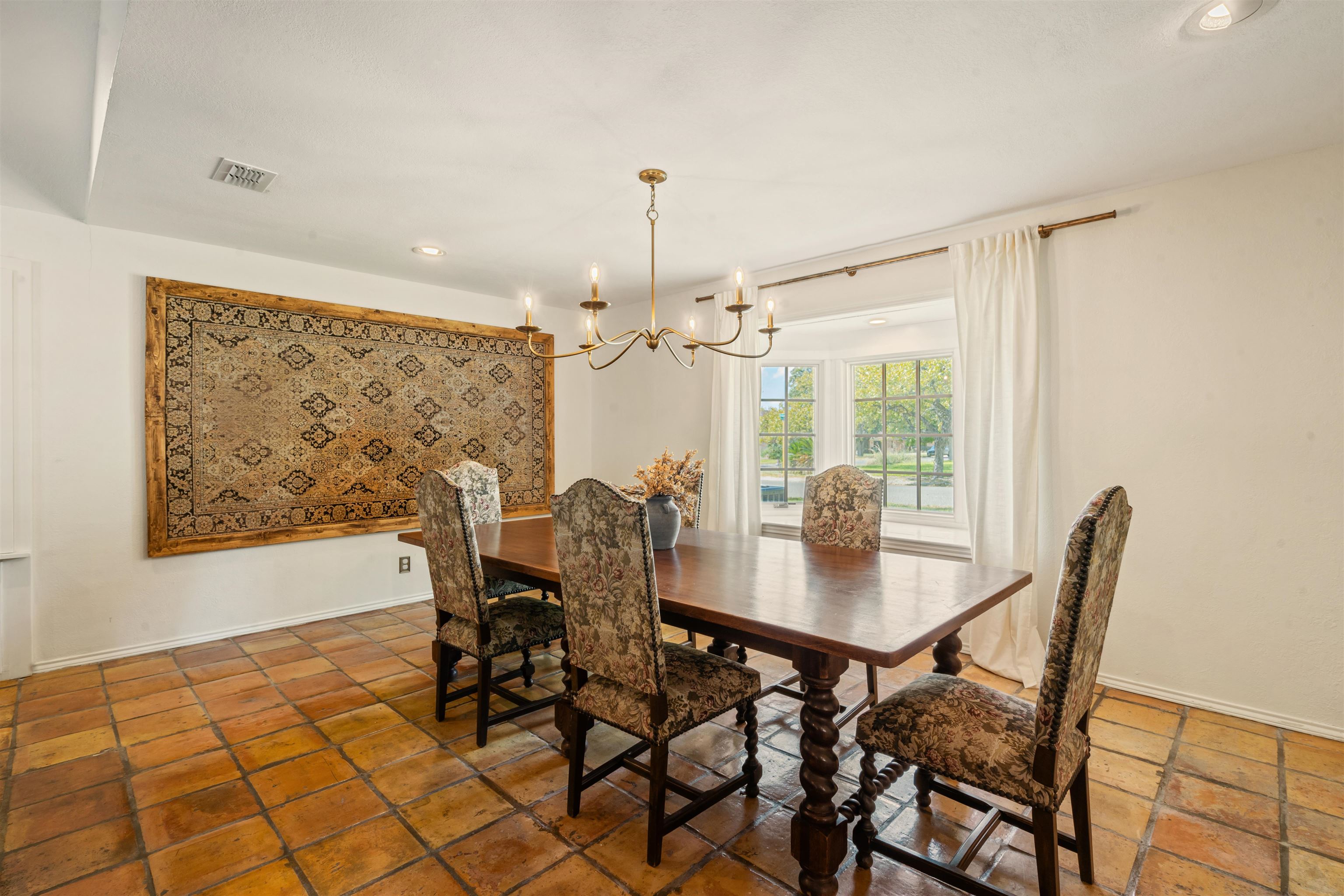 Image 28 of 50 For 106 Angela  