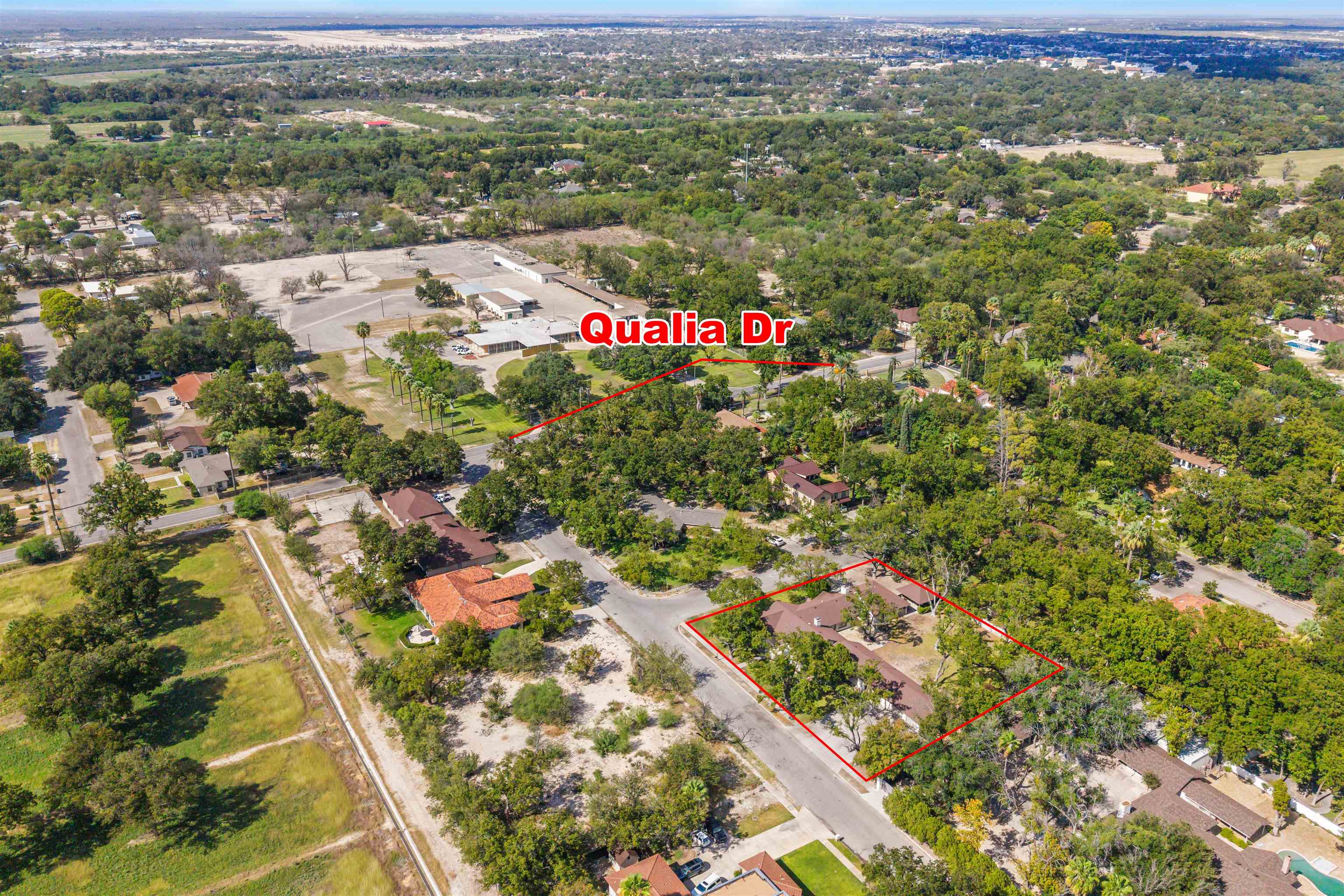 Image 49 of 50 For 106 Angela  