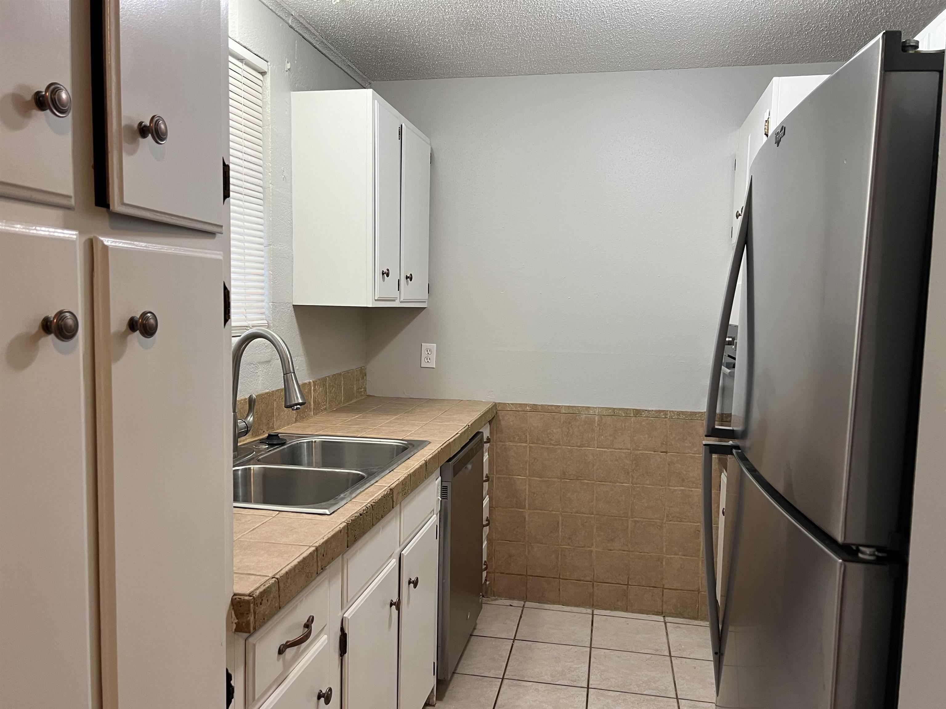 Image 3 of 13 For 710 Cantu Apt 118 W