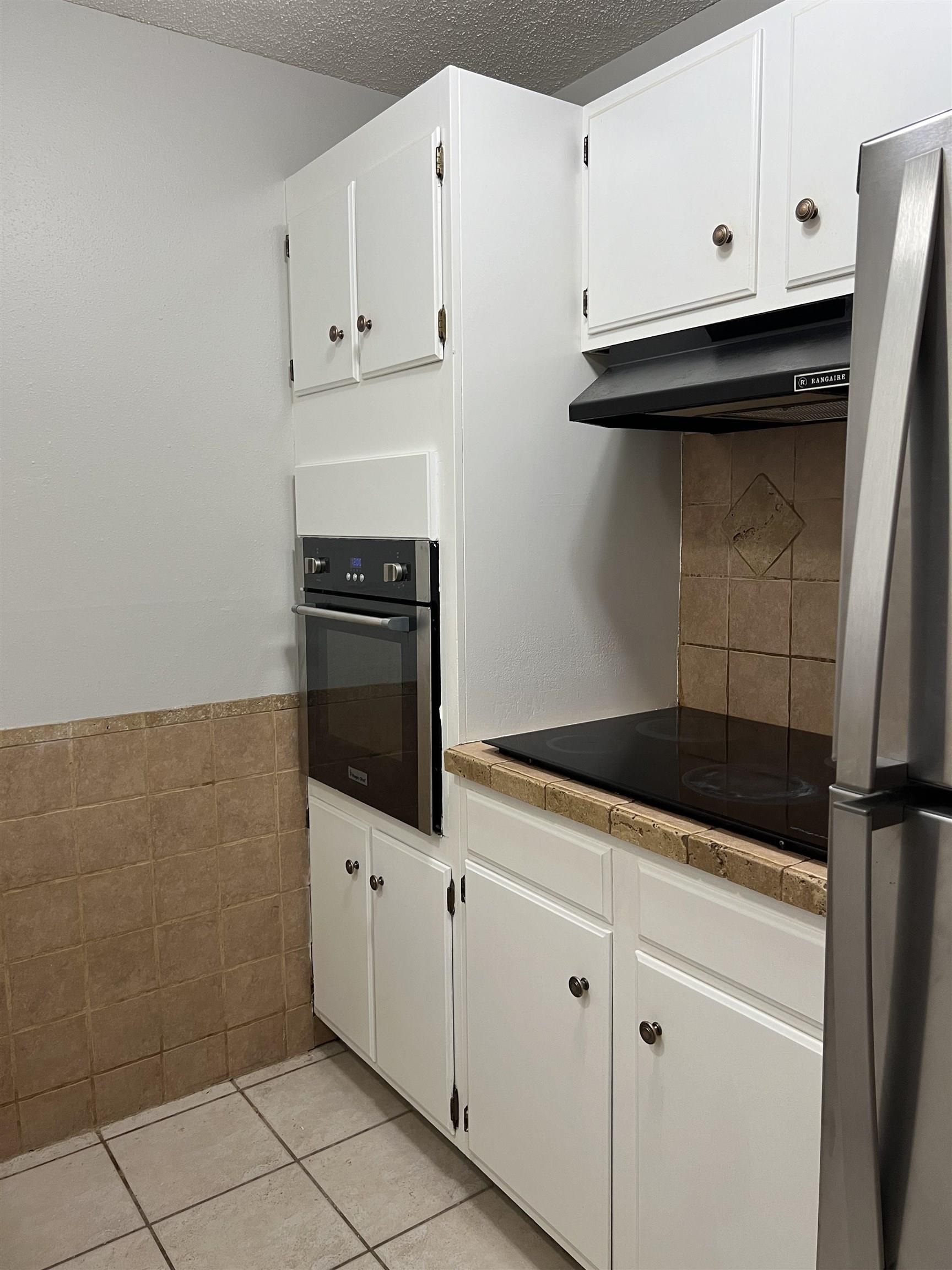 Image 4 of 13 For 710 Cantu Apt 118 W