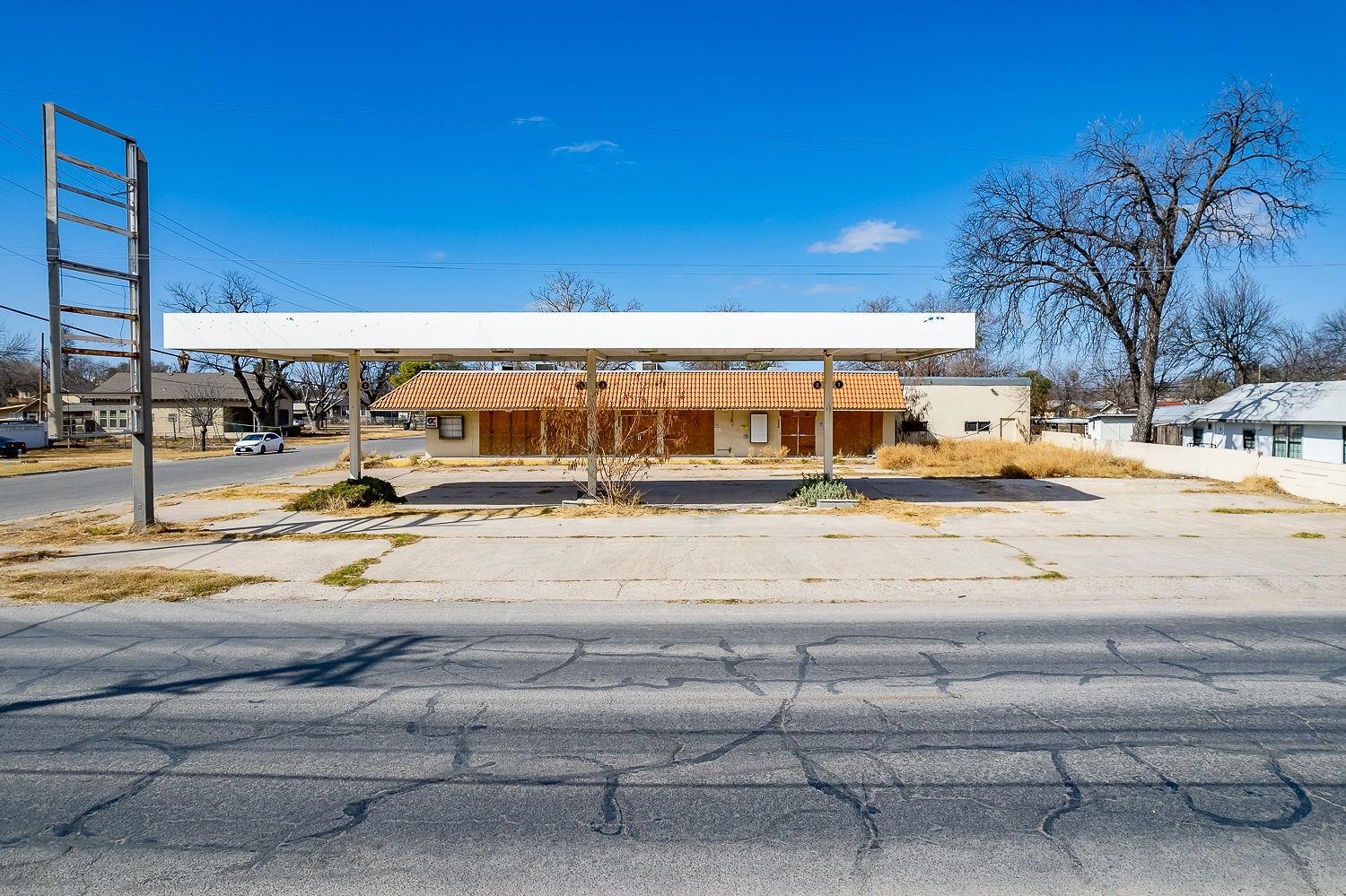 Image 10 of 50 For 811 Las Vacas