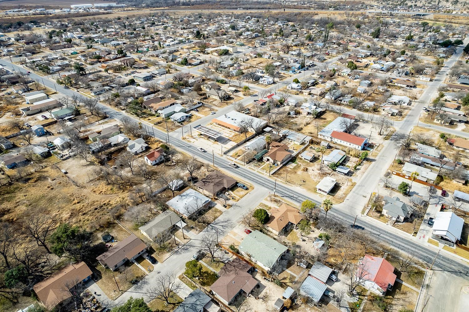 Image 20 of 50 For 811 Las Vacas