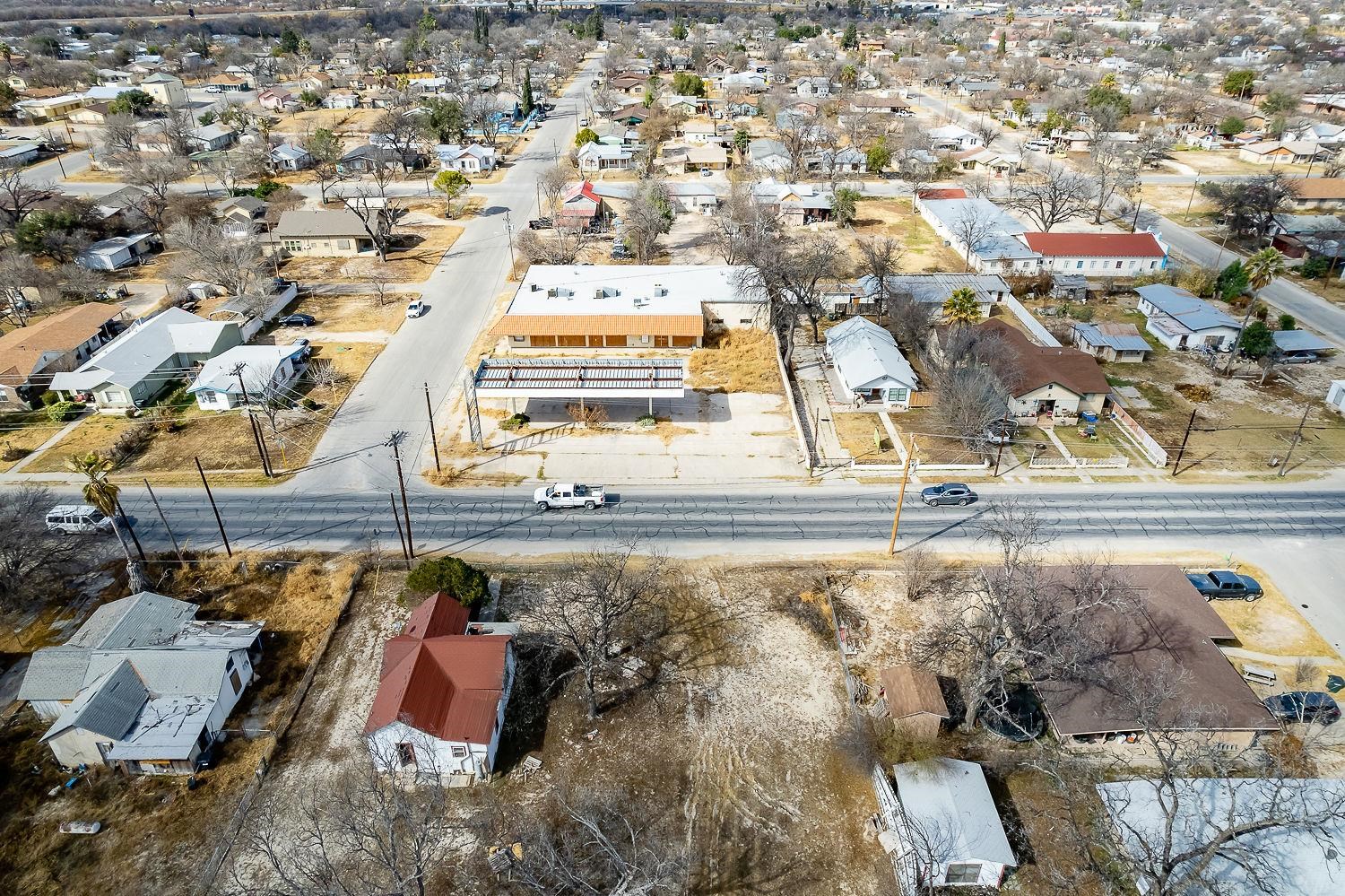 Image 22 of 50 For 811 Las Vacas