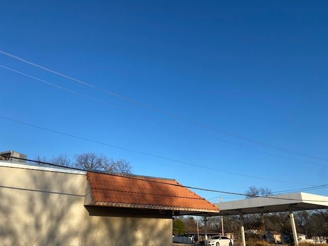 Image 37 of 50 For 811 Las Vacas