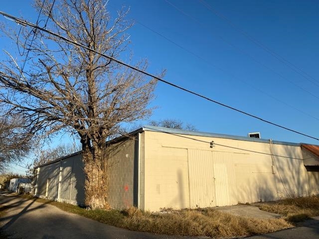 Image 38 of 50 For 811 Las Vacas