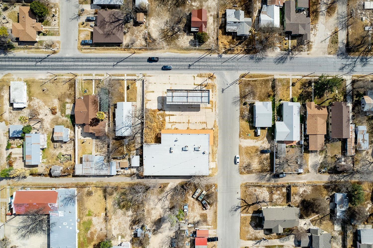 Image 39 of 50 For 811 Las Vacas