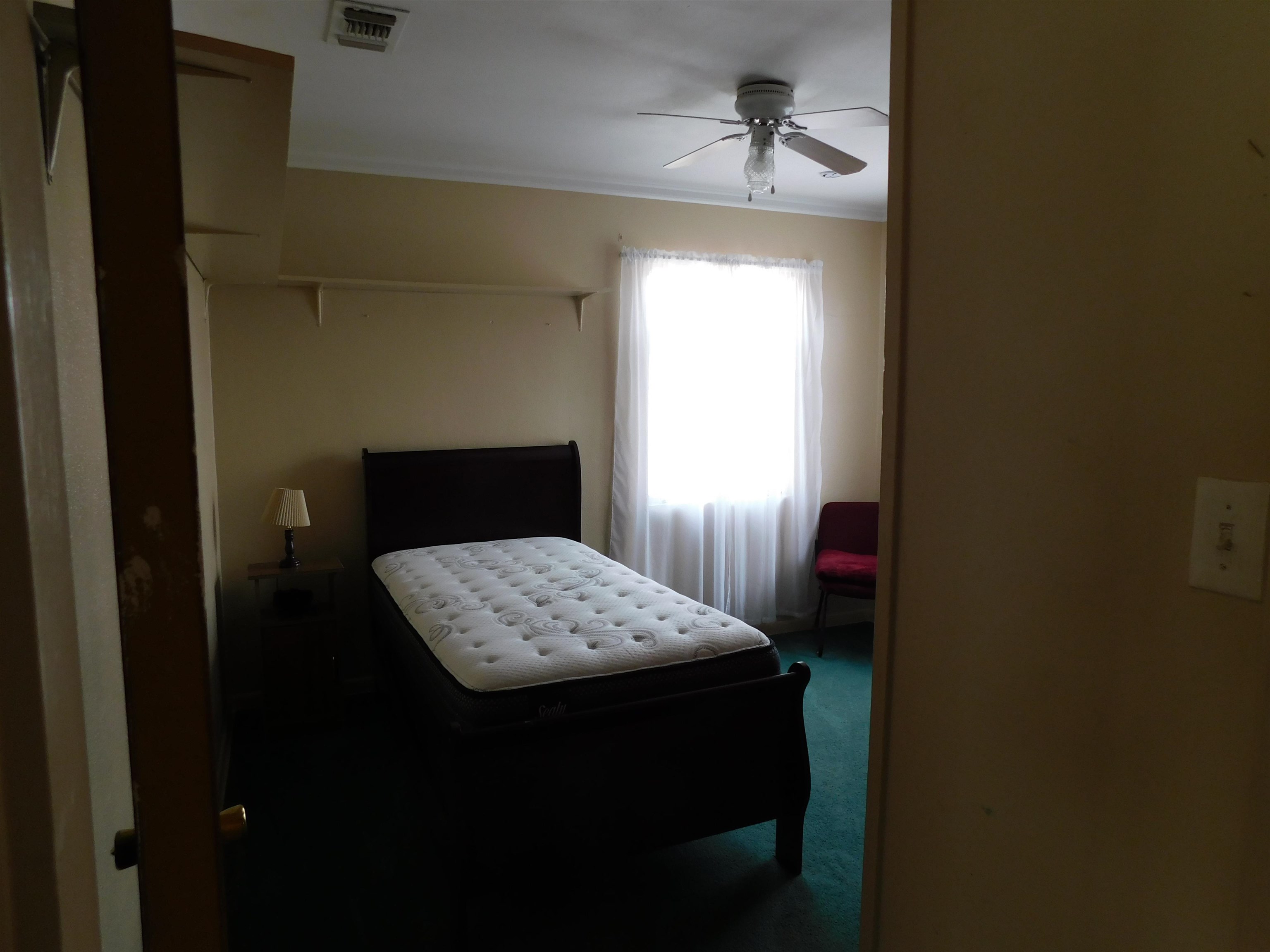 Image 10 of 17 For 610 7th W