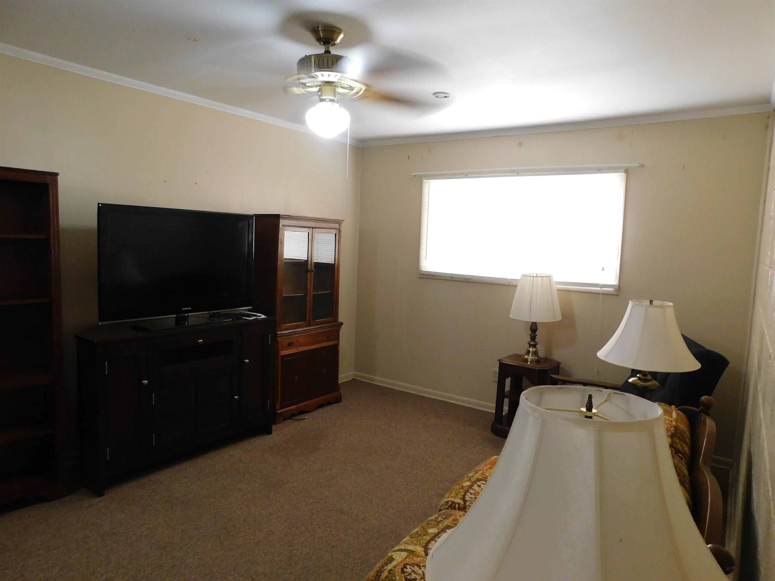 Image 13 of 17 For 610 7th W