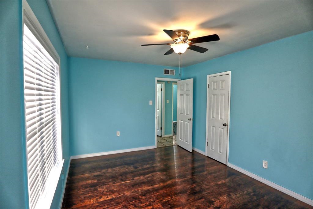 Image 4 of 19 For 209 Margaret