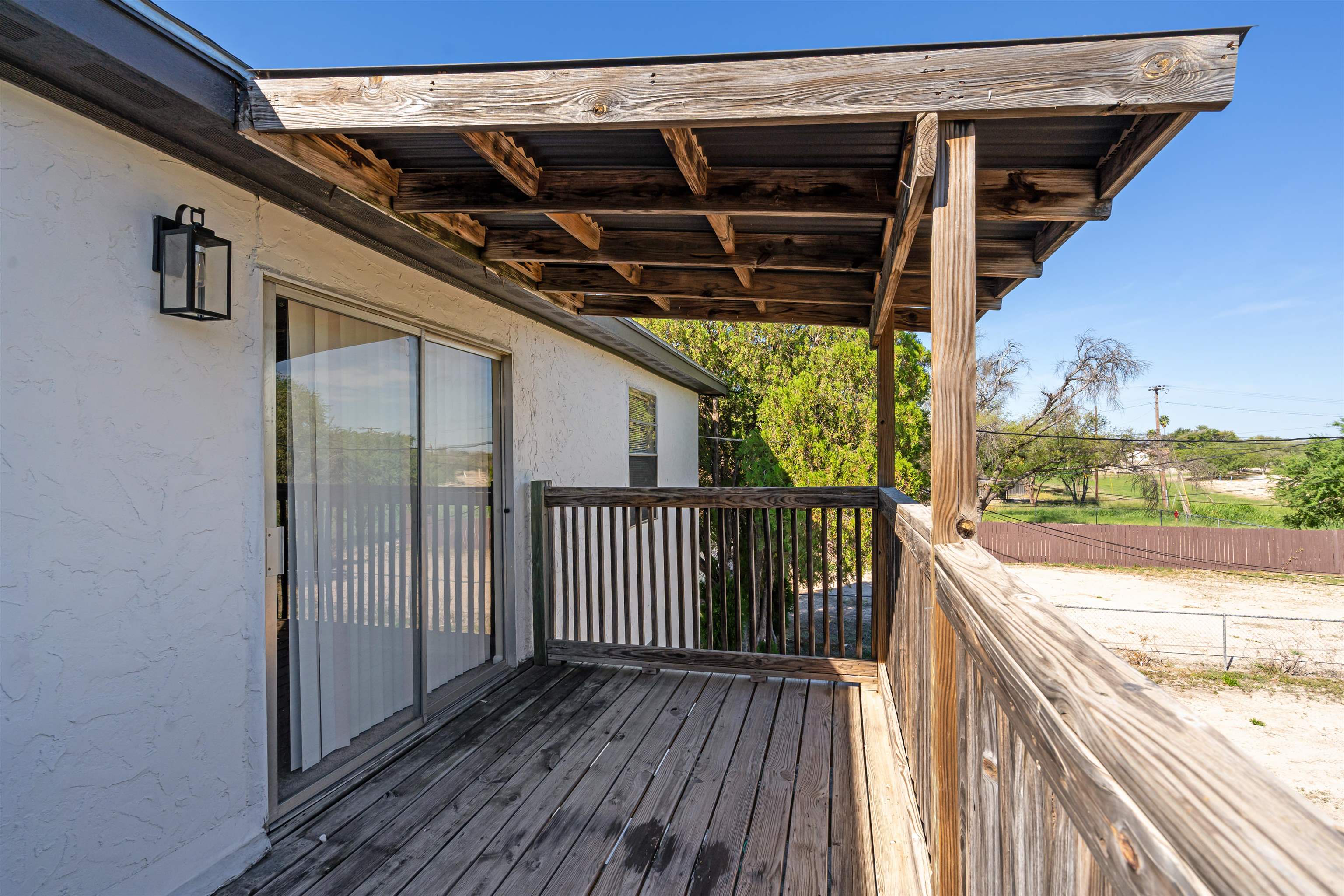 Image 17 of 17 For 221 Mary Lou