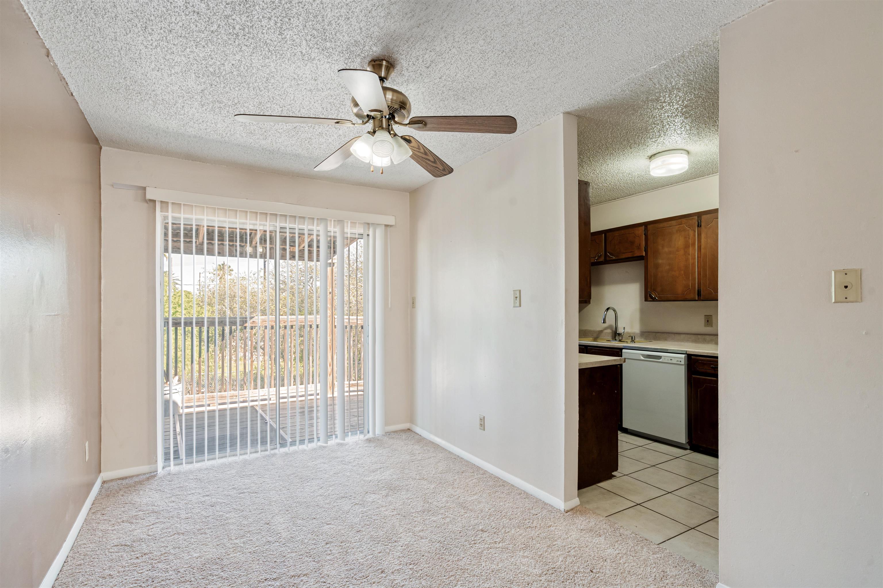 Image 4 of 17 For 221 Mary Lou