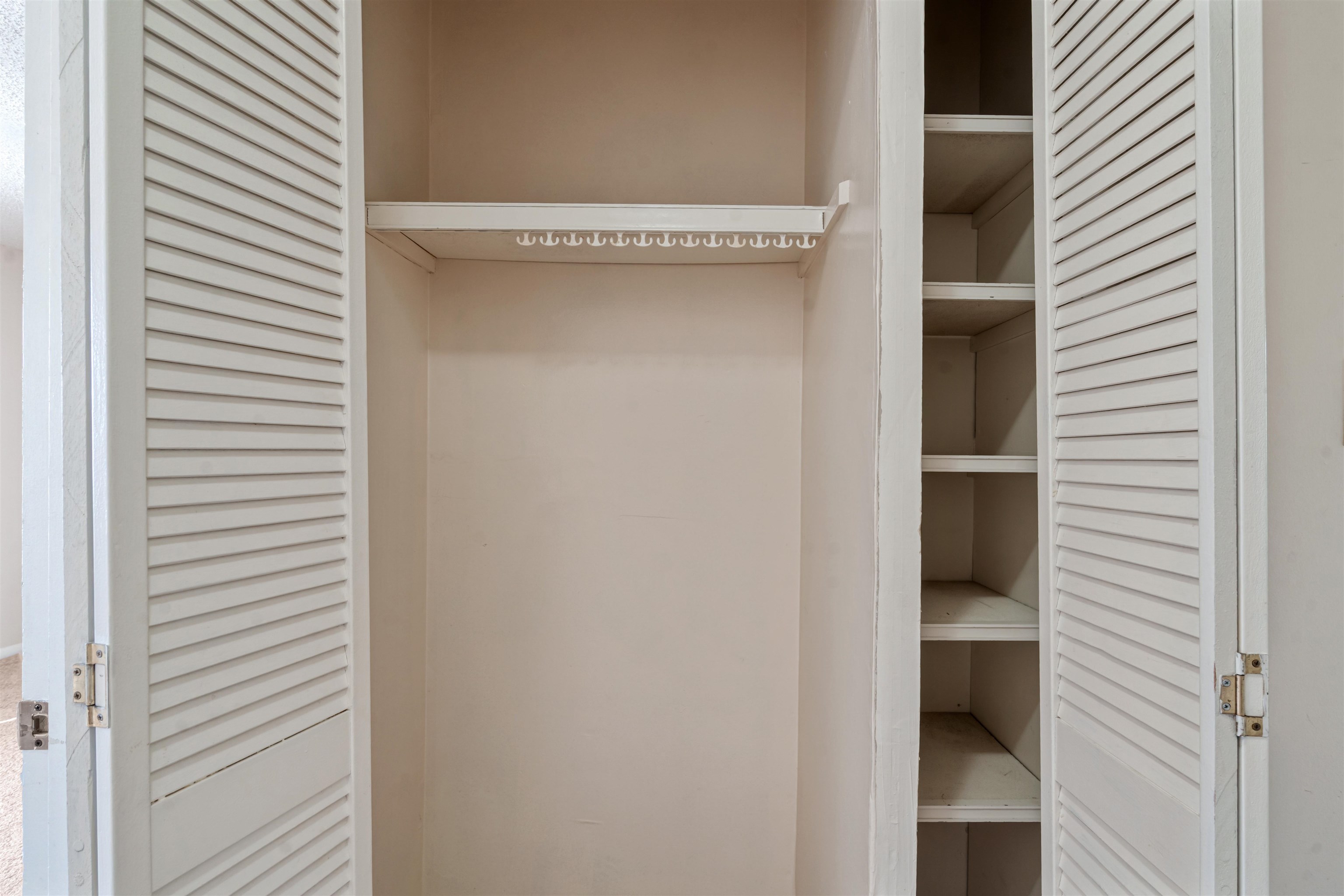 Image 9 of 17 For 221 Mary Lou