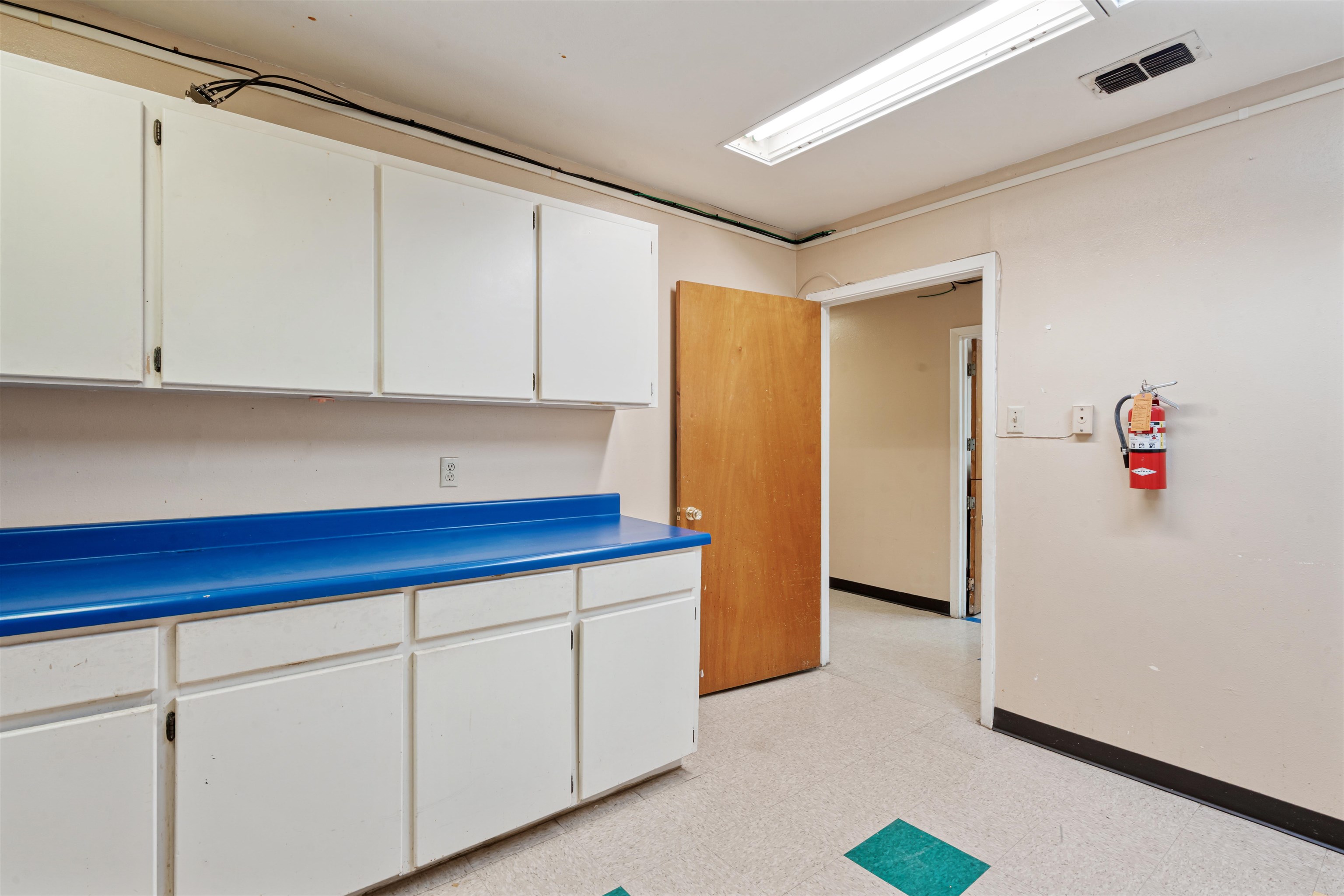 Image 20 of 48 For 3603 Veterans