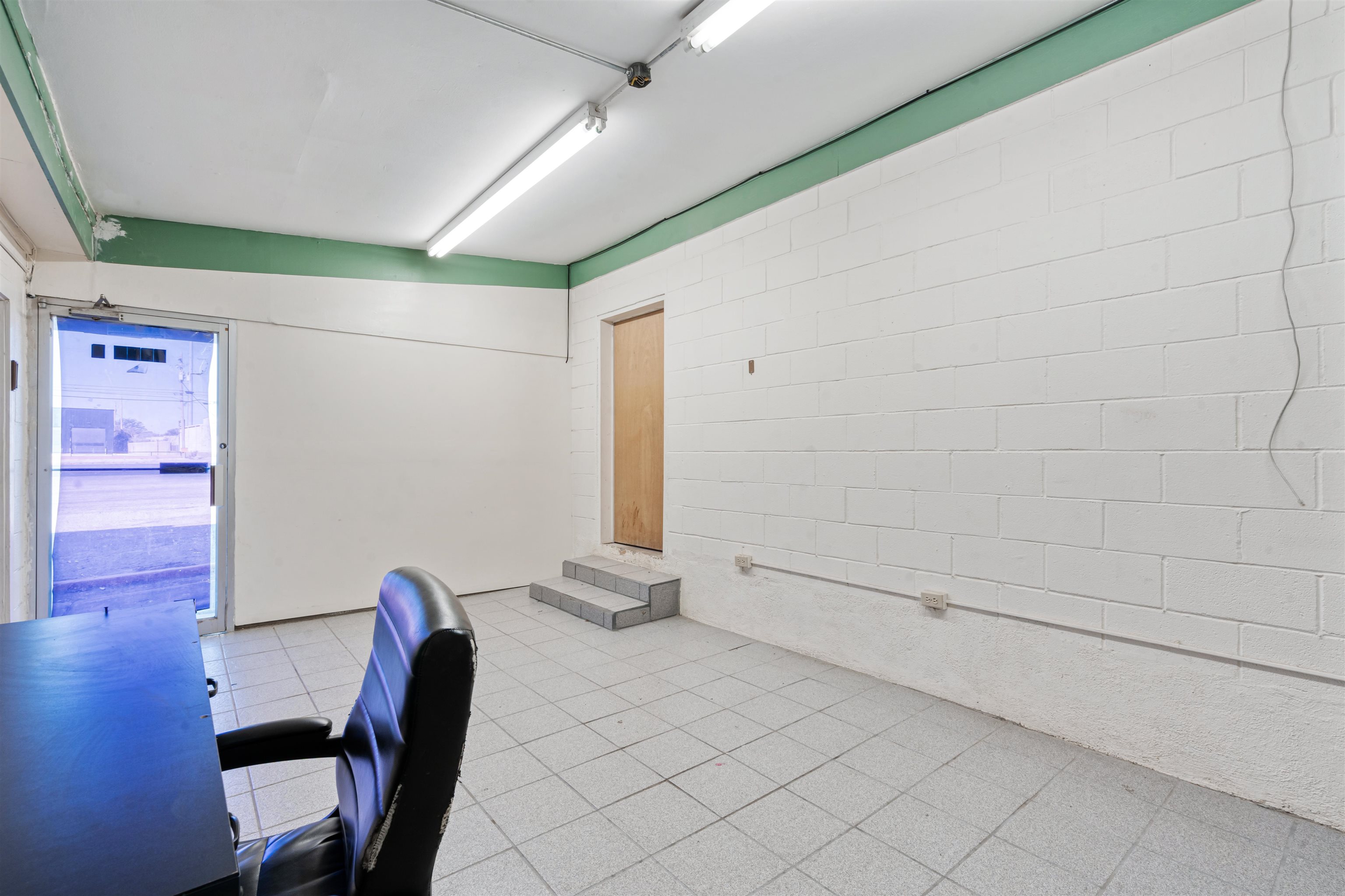 Image 33 of 48 For 3603 Veterans