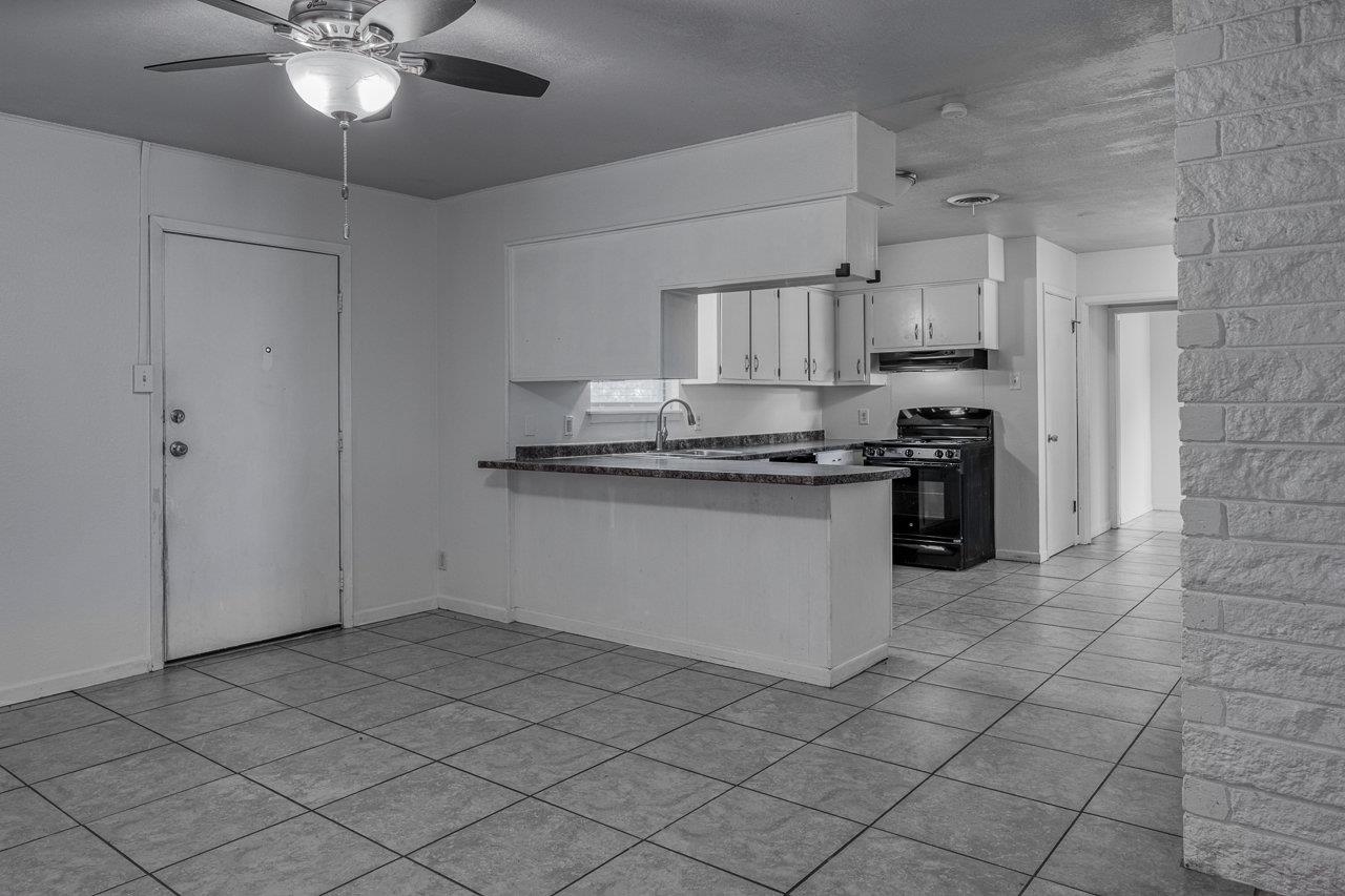 Image 10 of 20 For 243 Elizabeth