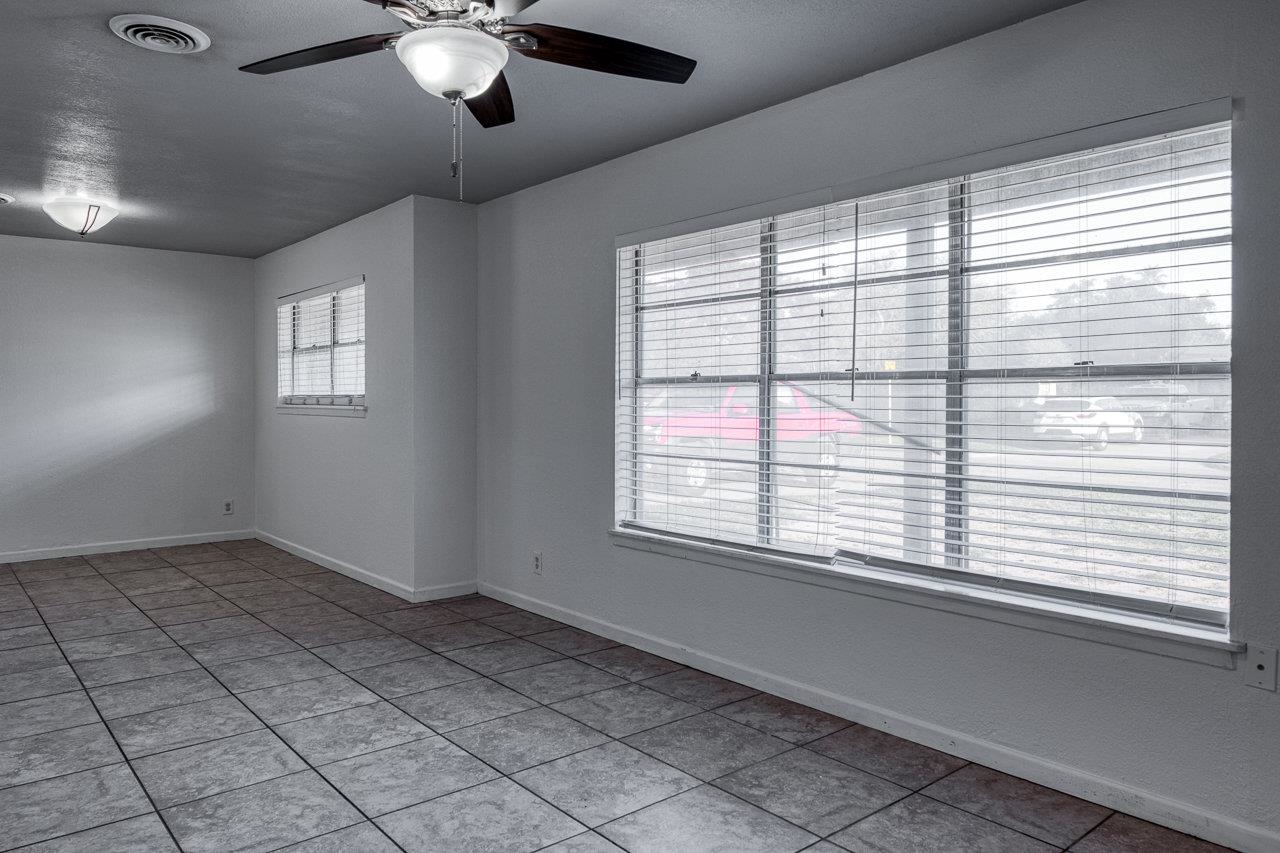 Image 5 of 20 For 243 Elizabeth