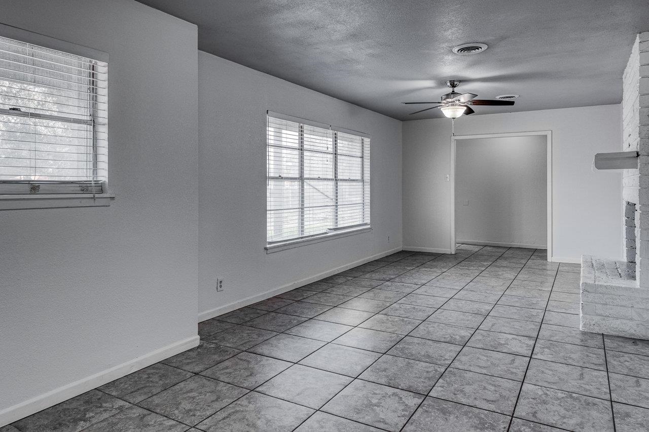 Image 7 of 20 For 243 Elizabeth