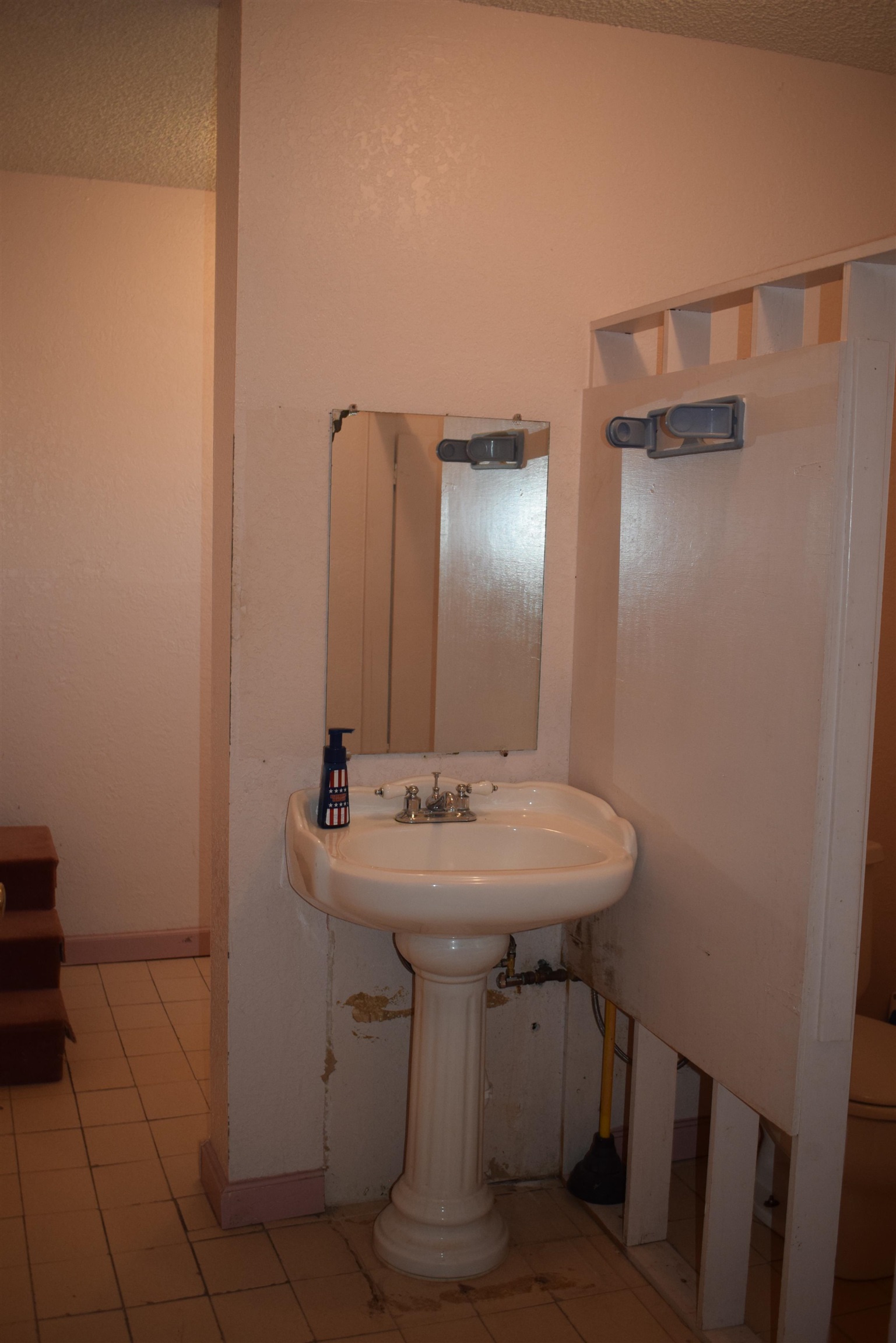 Image 23 of 33 For 501 Bean E 