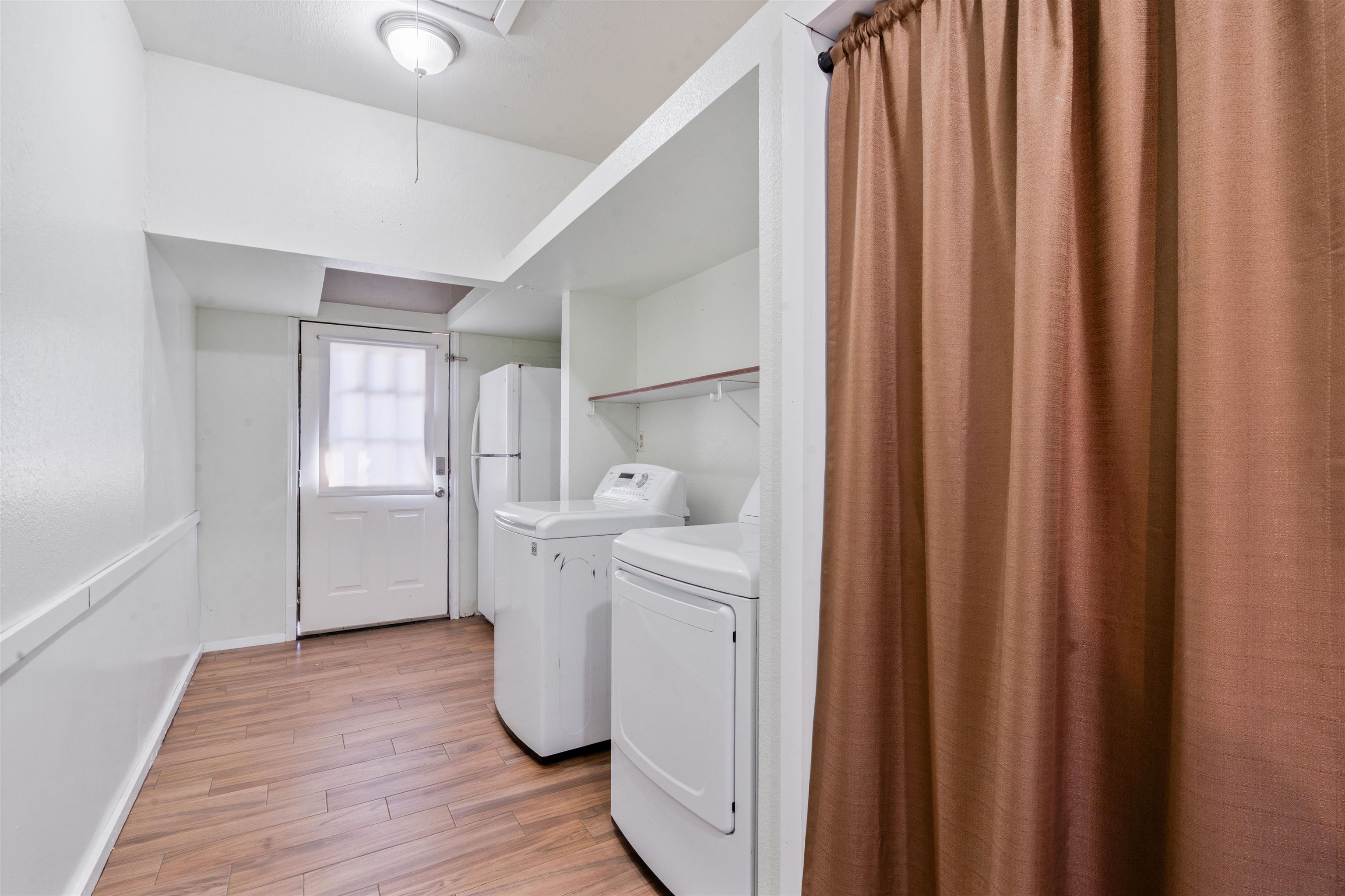 Image 18 of 21 For 1301 2nd E 