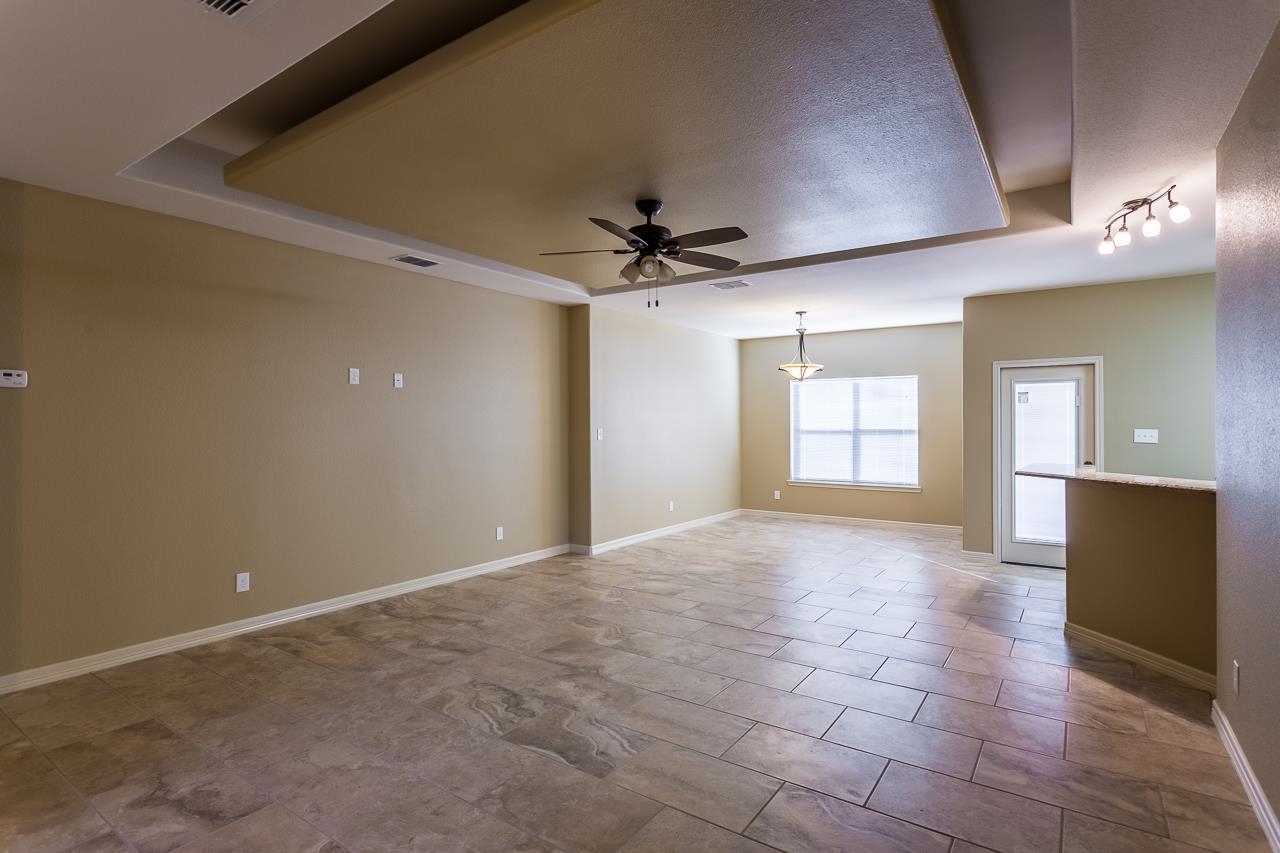 Image 6 of 24 For 300 Don Martin