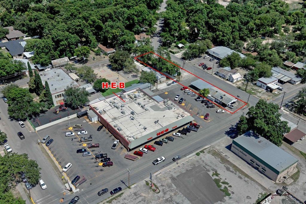 Image 10 of 13 For 202 Canal E