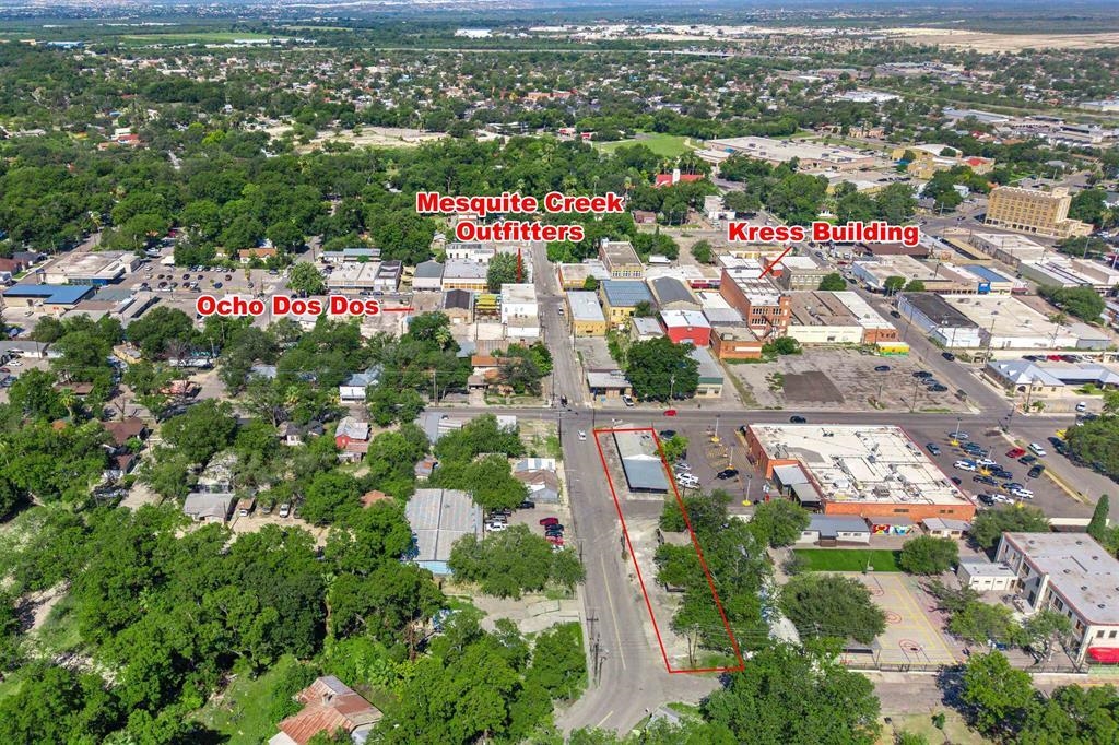 Image 11 of 13 For 202 Canal E