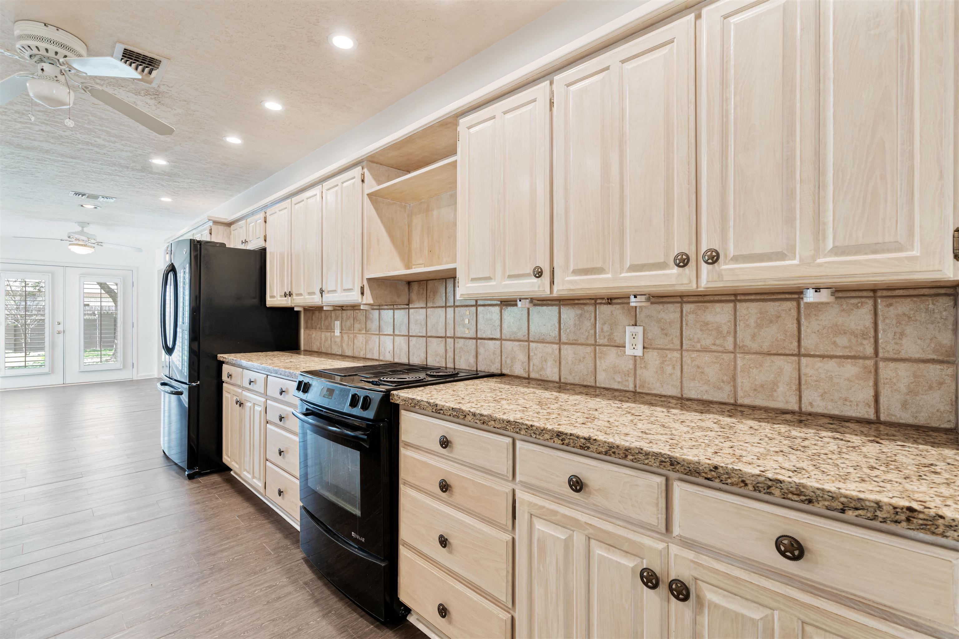 Image 11 of 48 For 108 Ceniza Hills Cir