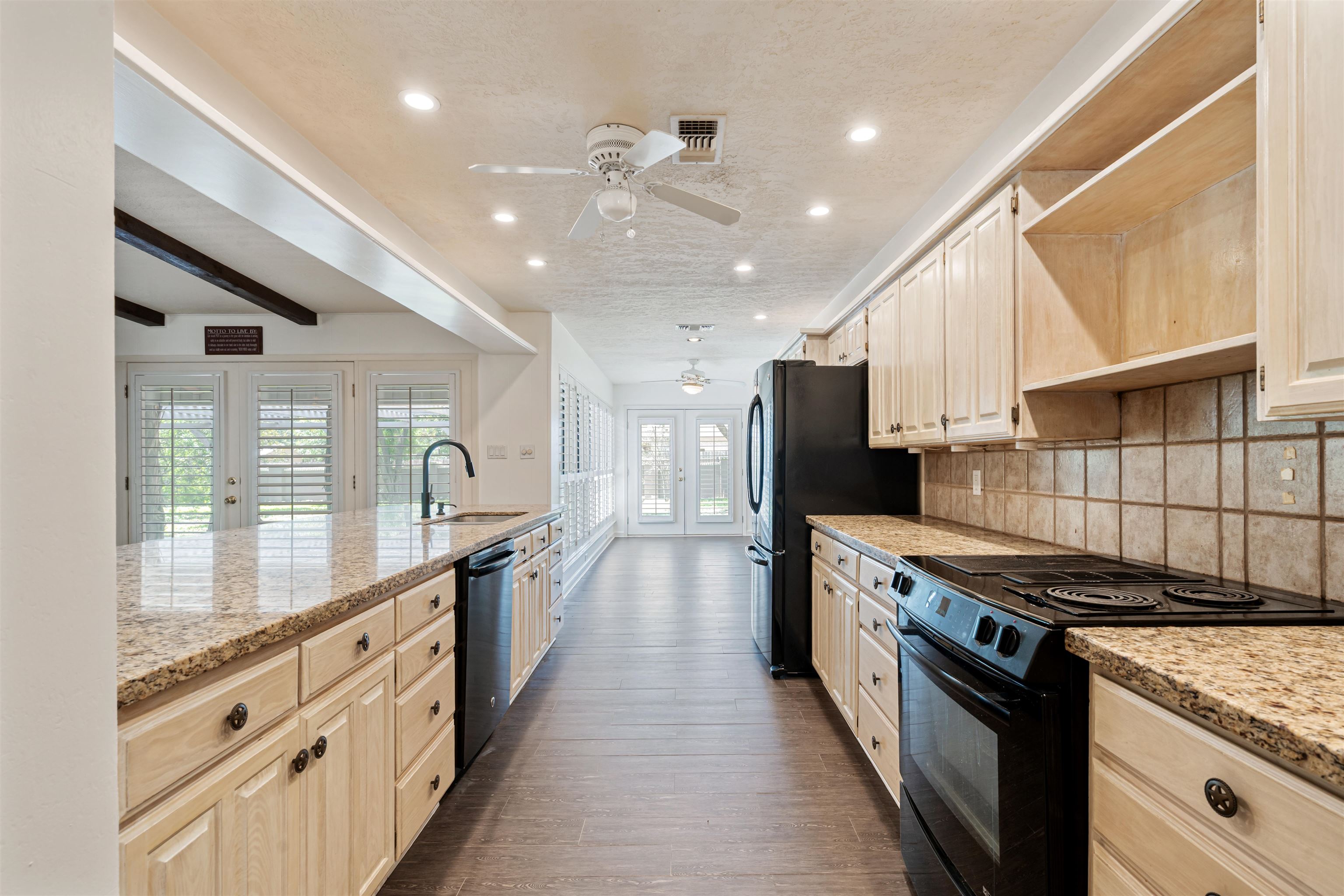 Image 12 of 48 For 108 Ceniza Hills Cir