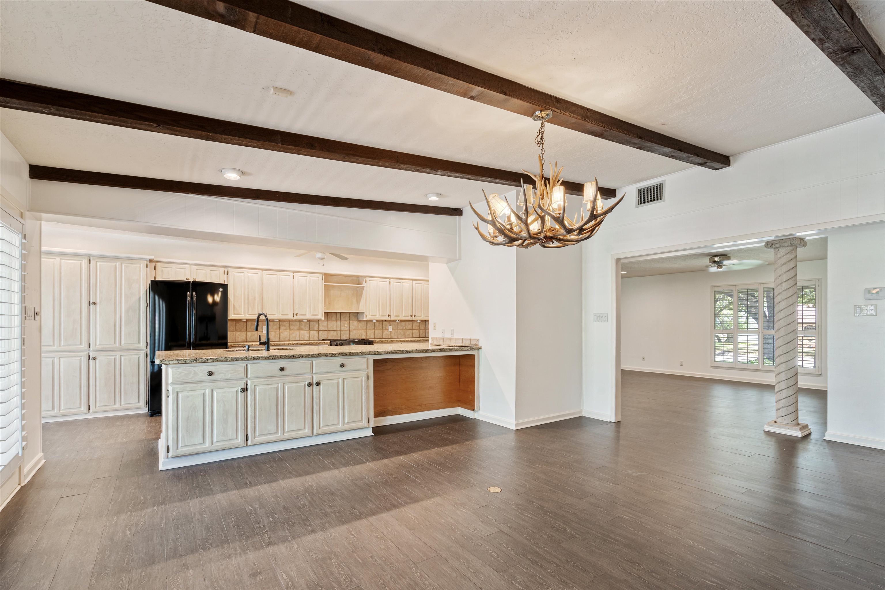 Image 17 of 48 For 108 Ceniza Hills Cir