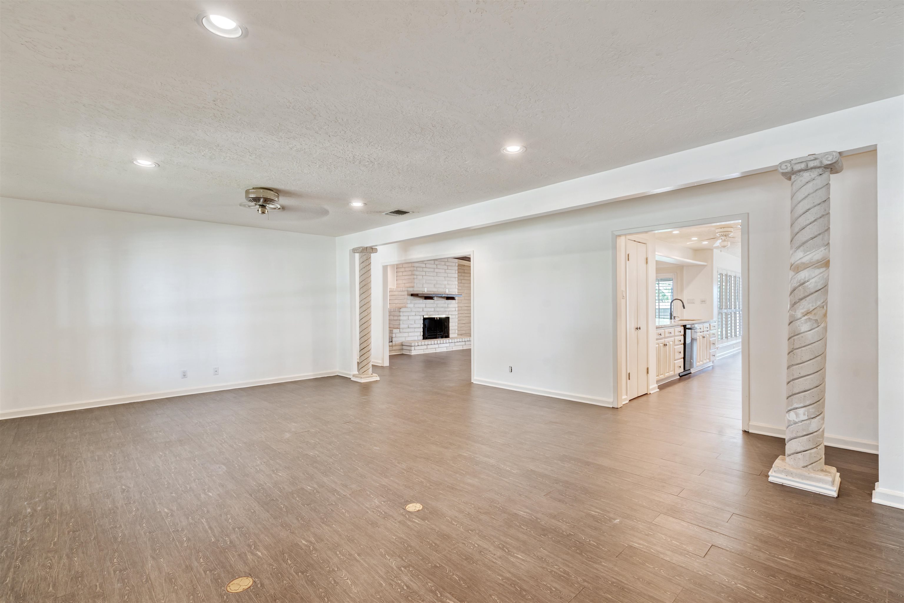 Image 21 of 48 For 108 Ceniza Hills Cir