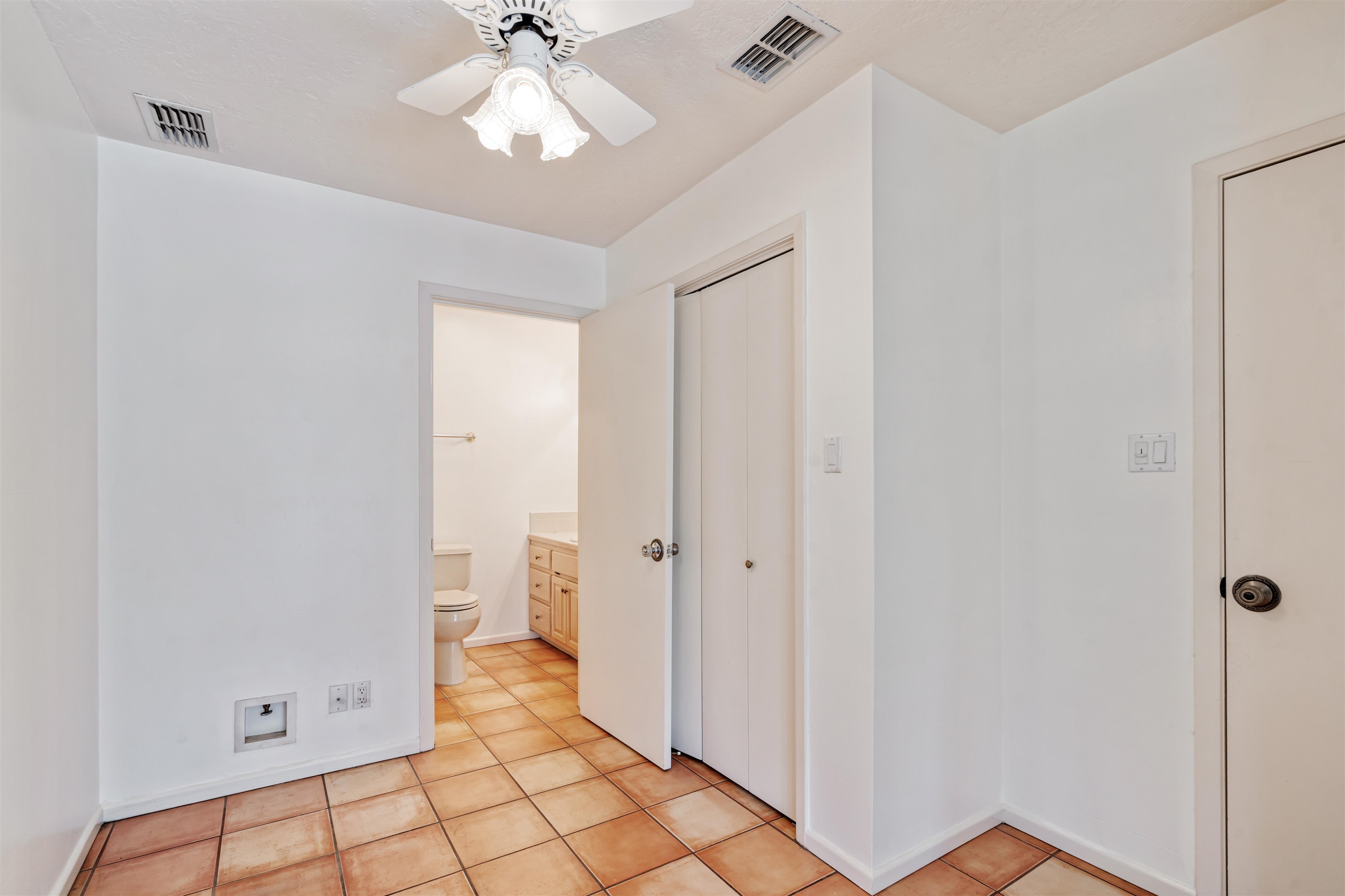 Image 37 of 48 For 108 Ceniza Hills Cir