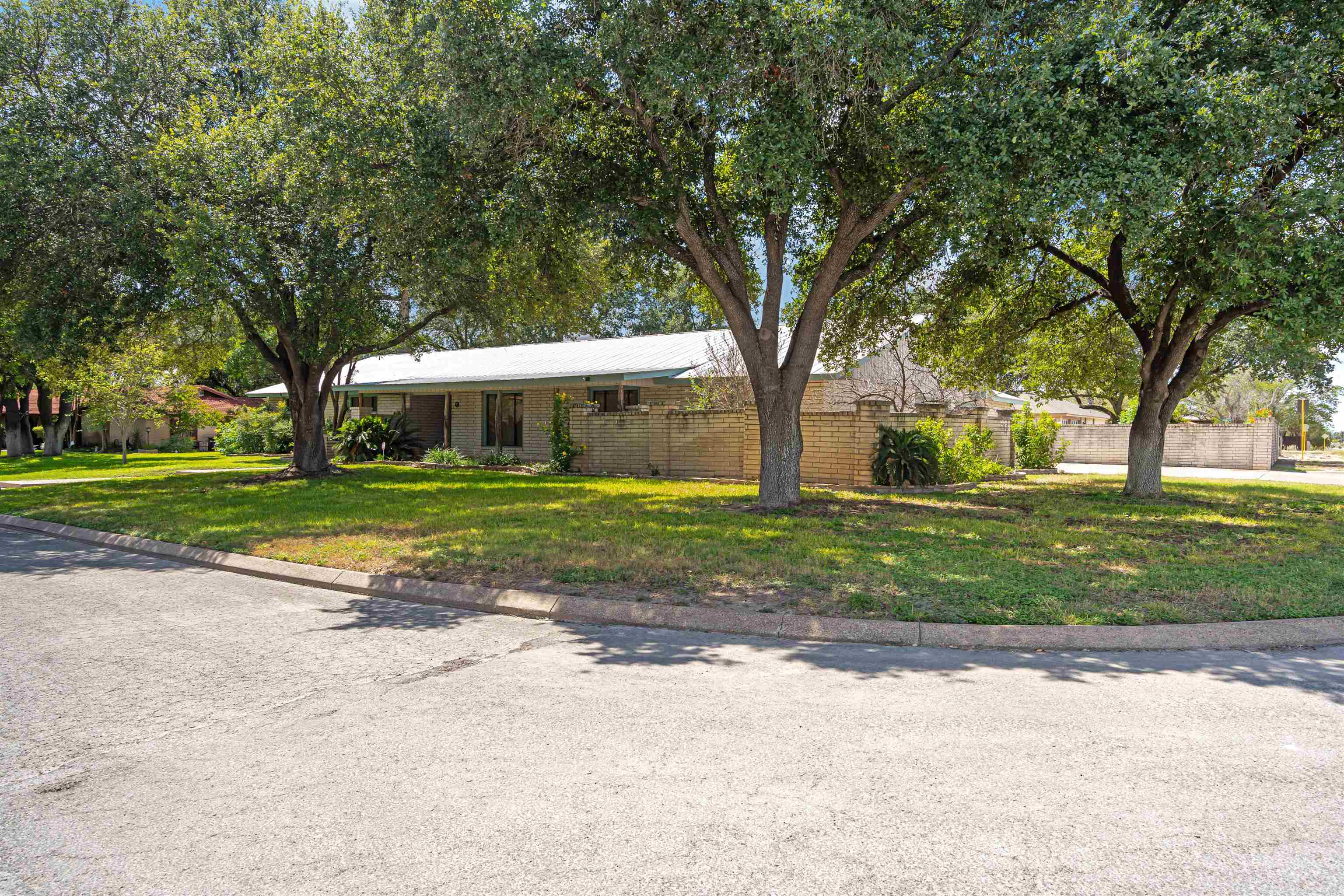 Image 4 of 48 For 108 Ceniza Hills Cir