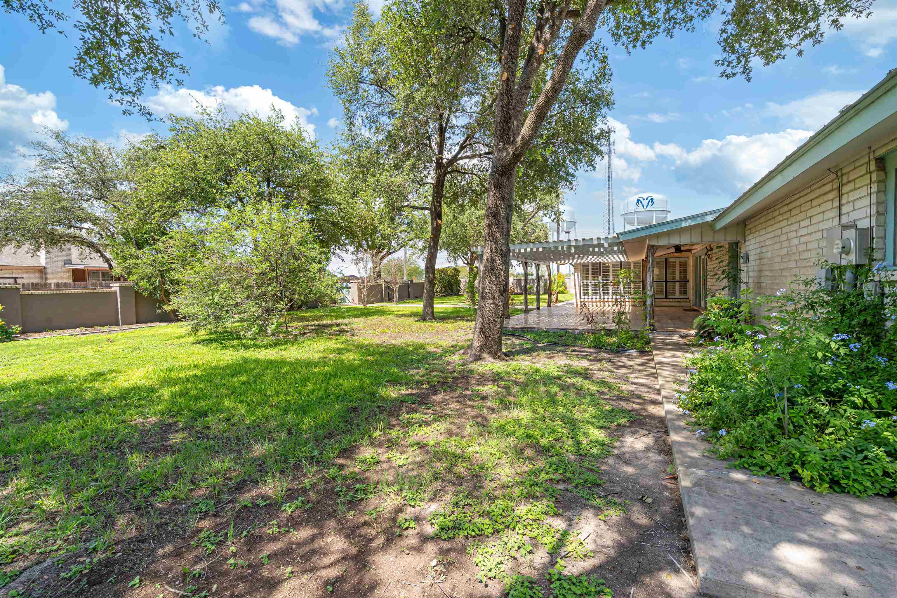 Image 46 of 48 For 108 Ceniza Hills Cir