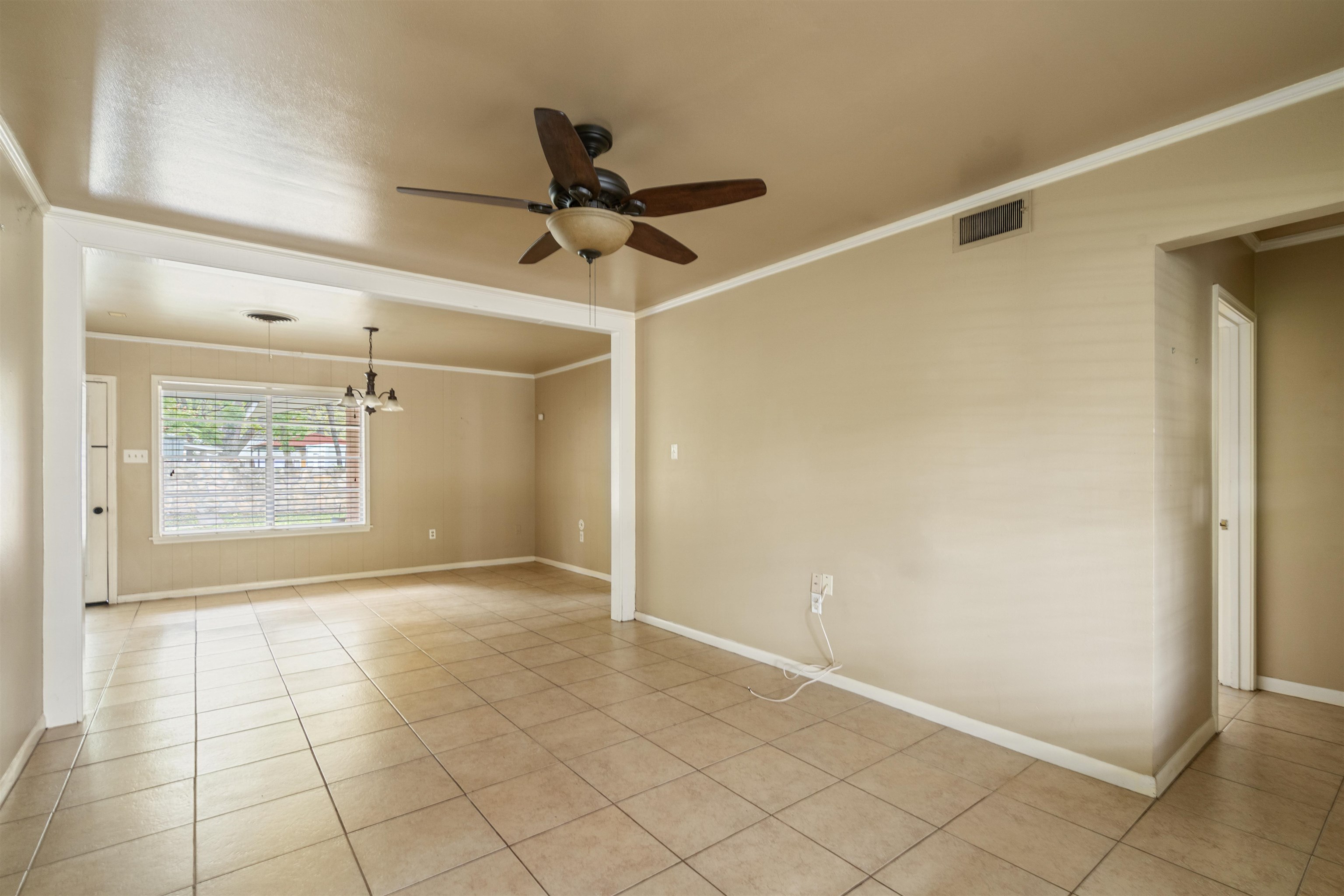 Image 12 of 20 For 214 Strickland W